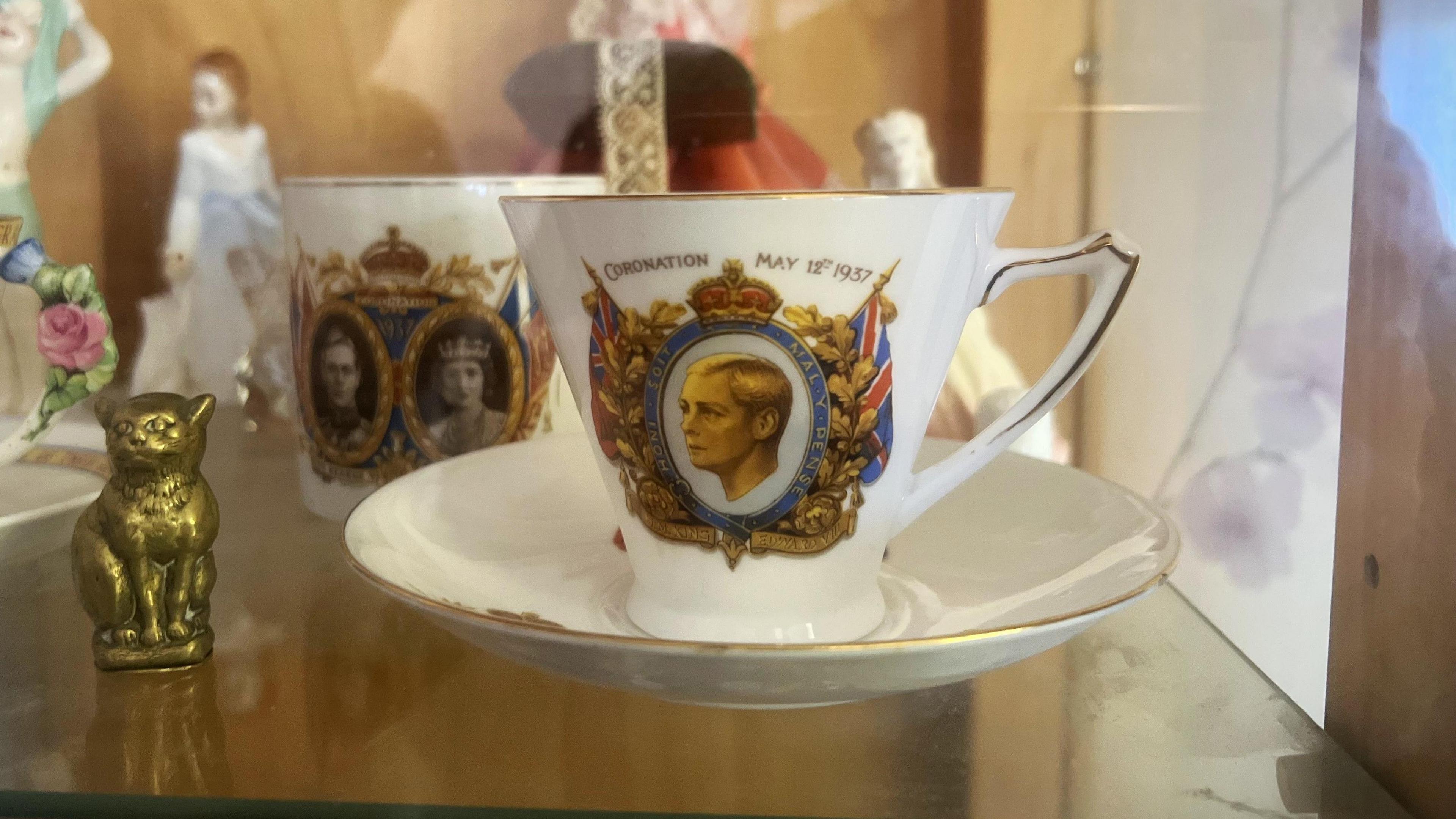 King Edward VIII mug