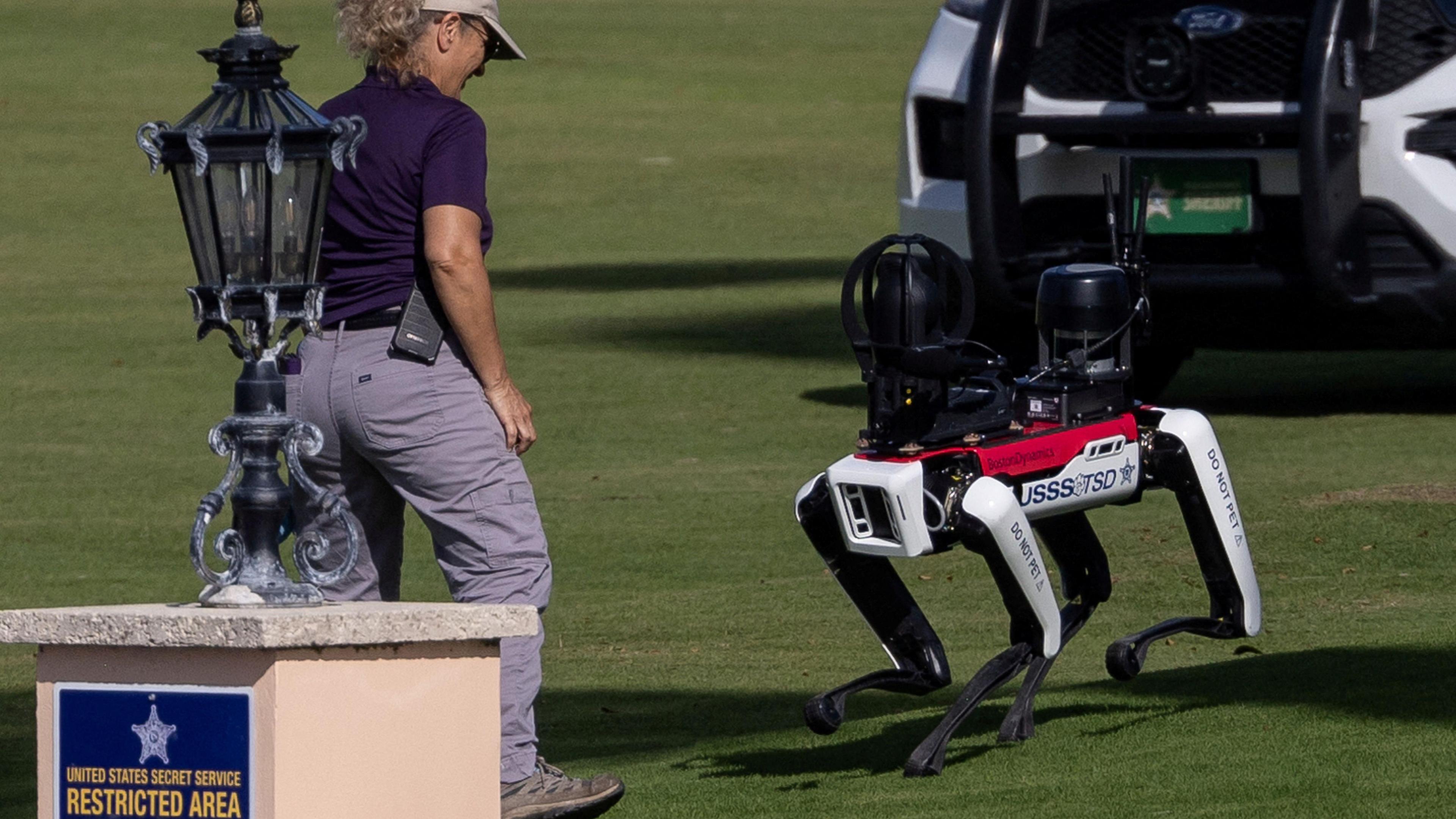 A Secret Service robot dog patrols the U.S. President-elect Donald Trump's residence at Mar-a-Lago in Palm Beach, Florida. 