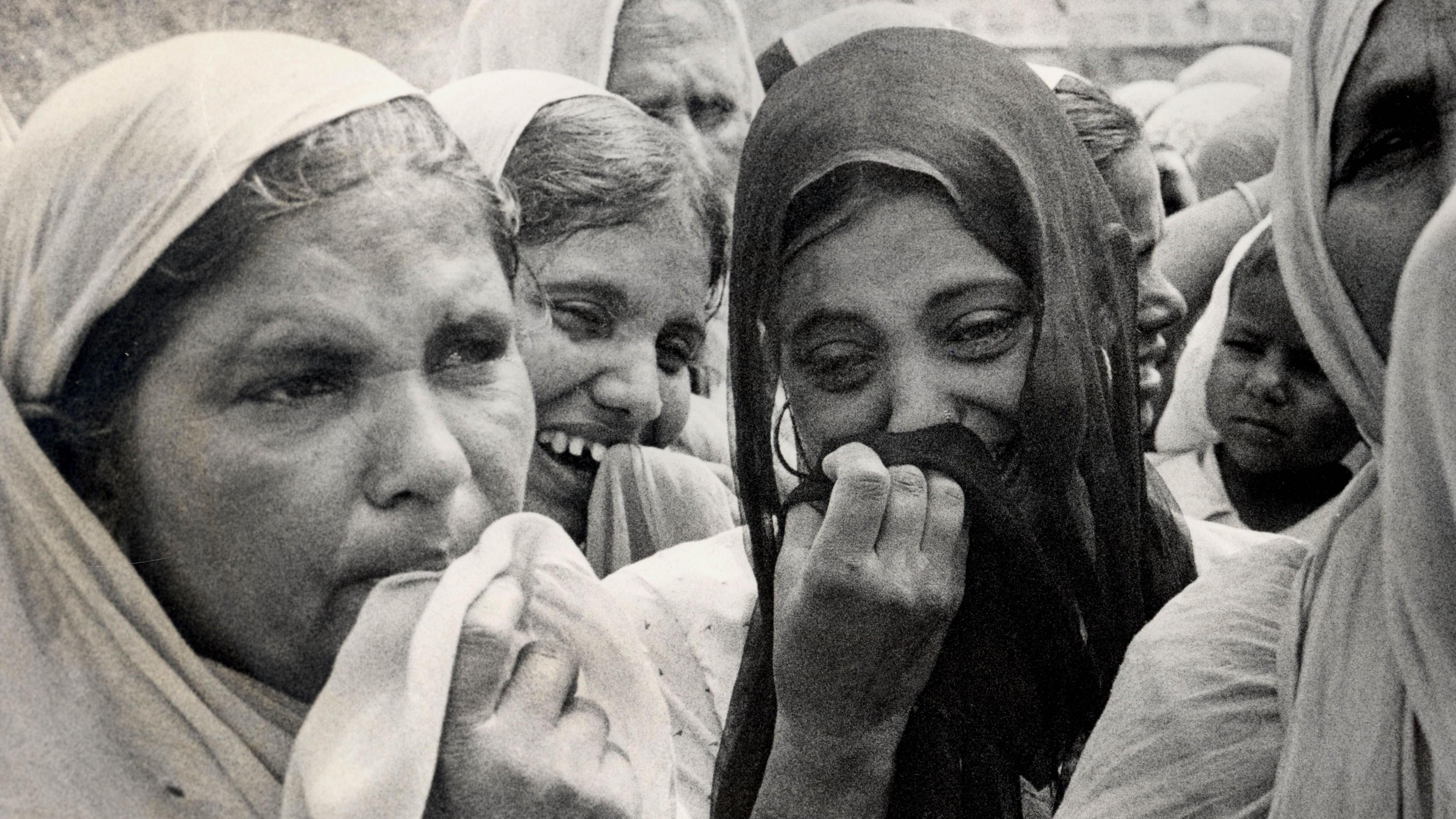 Sikh Victims at a Rescue Camp in Nand Nagri in East Delhi, after Prime Minister Indira Gandhi was killed by her Sikh bodyguards, November 2, 1984. (Photo by Sondeep Shankar/Getty Images)
