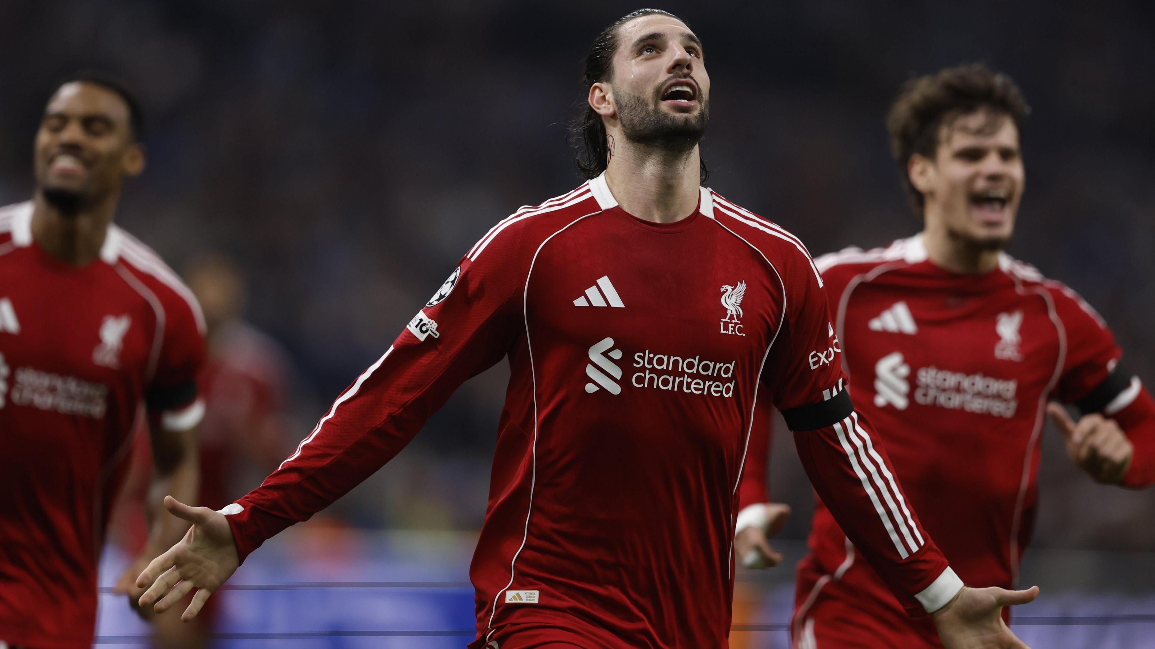 Szoboszlai celebrates