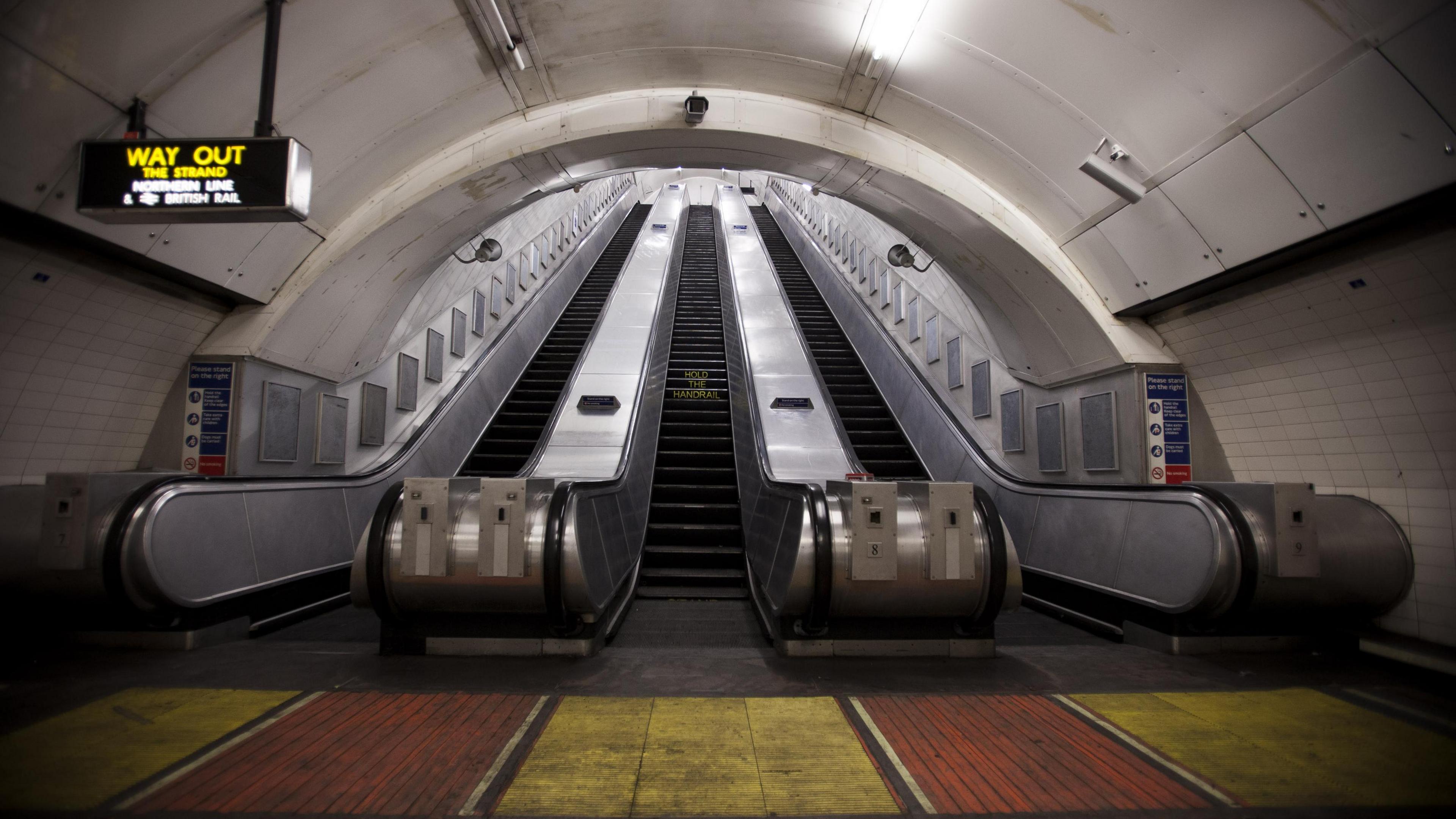 Charing cross station