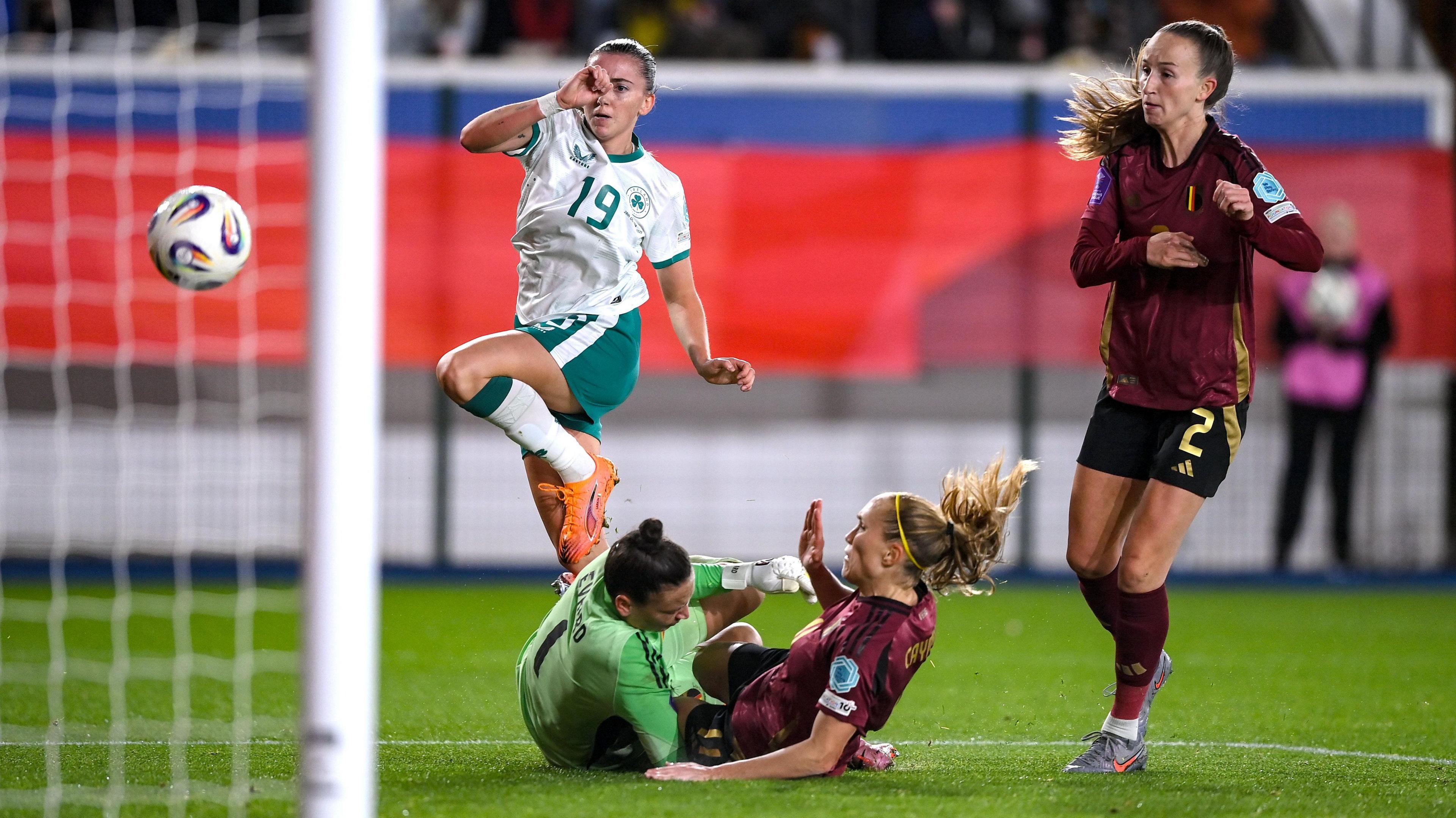 Abbie Larkin nets the winning goal