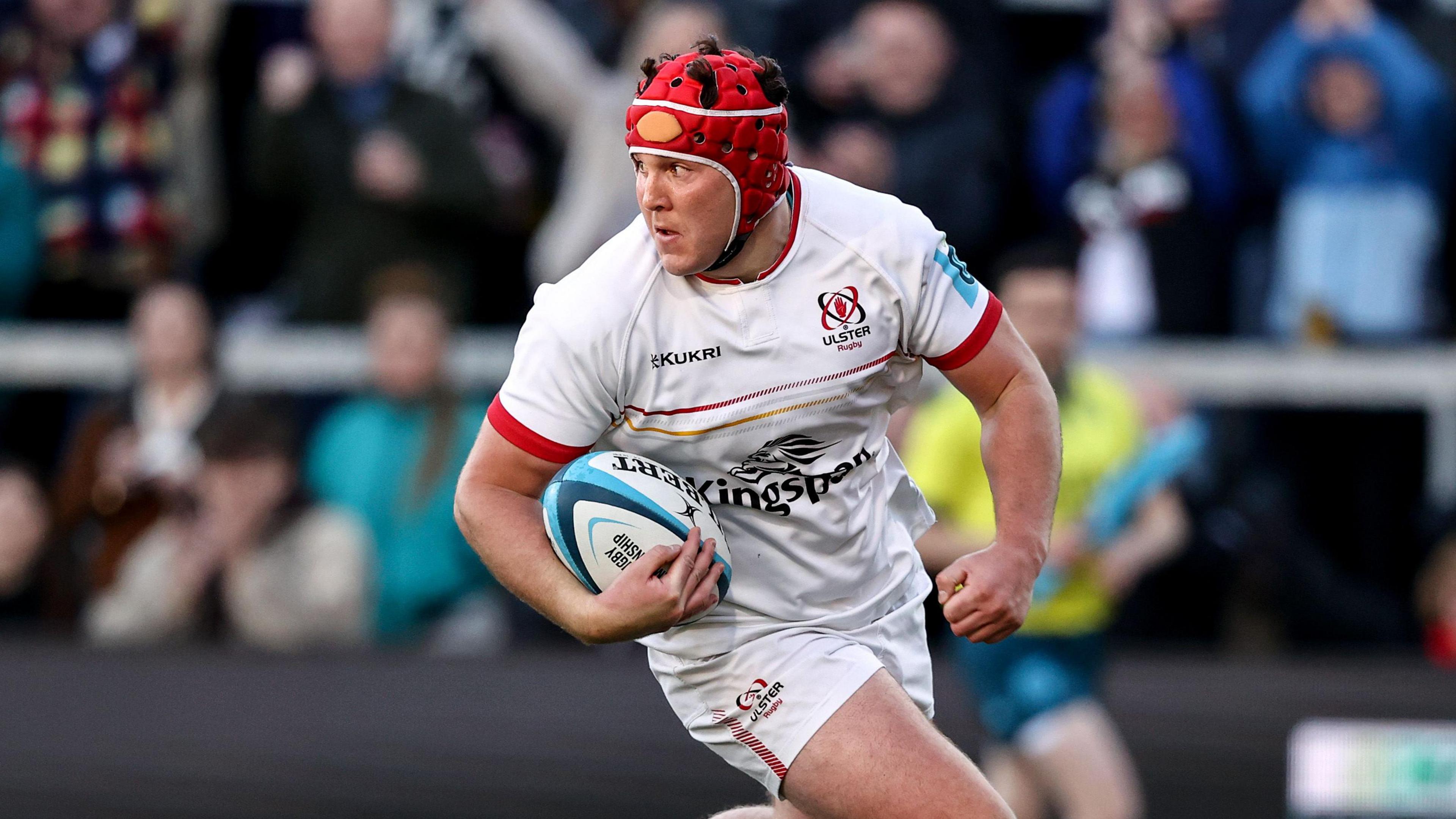 Tom Stewart scoring Ulster's first try