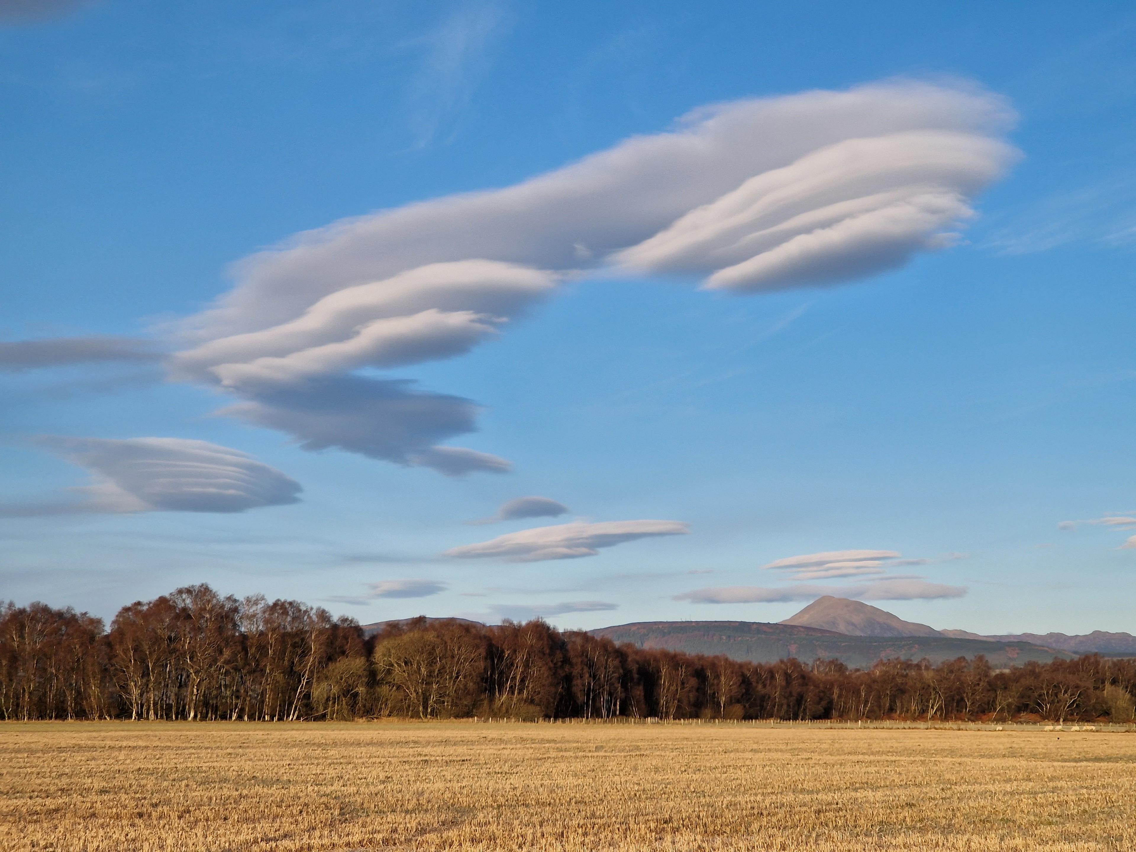 Clouds which look like UFOs