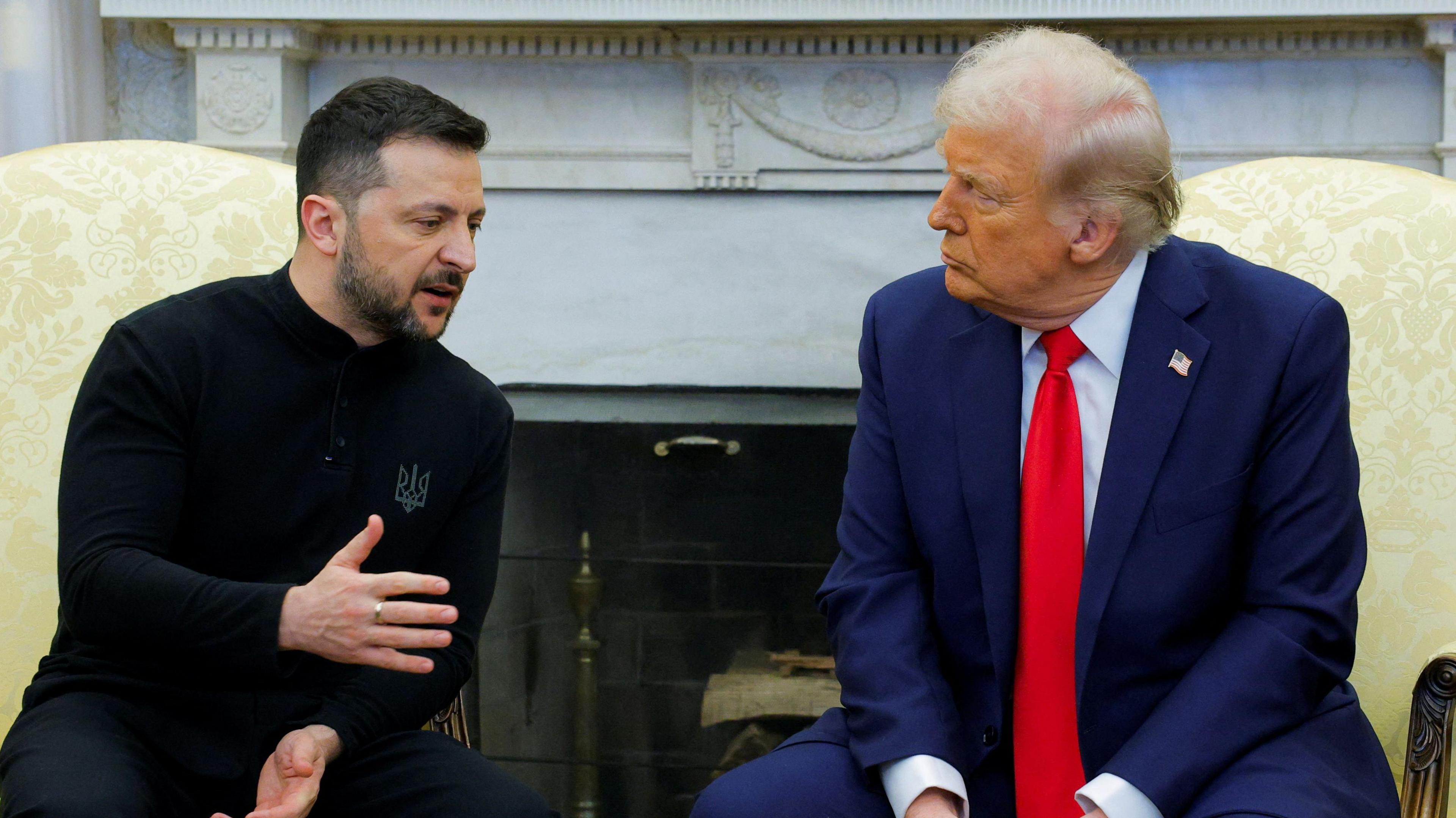 Volodymyr Zelensky speaks with Donald Trump
