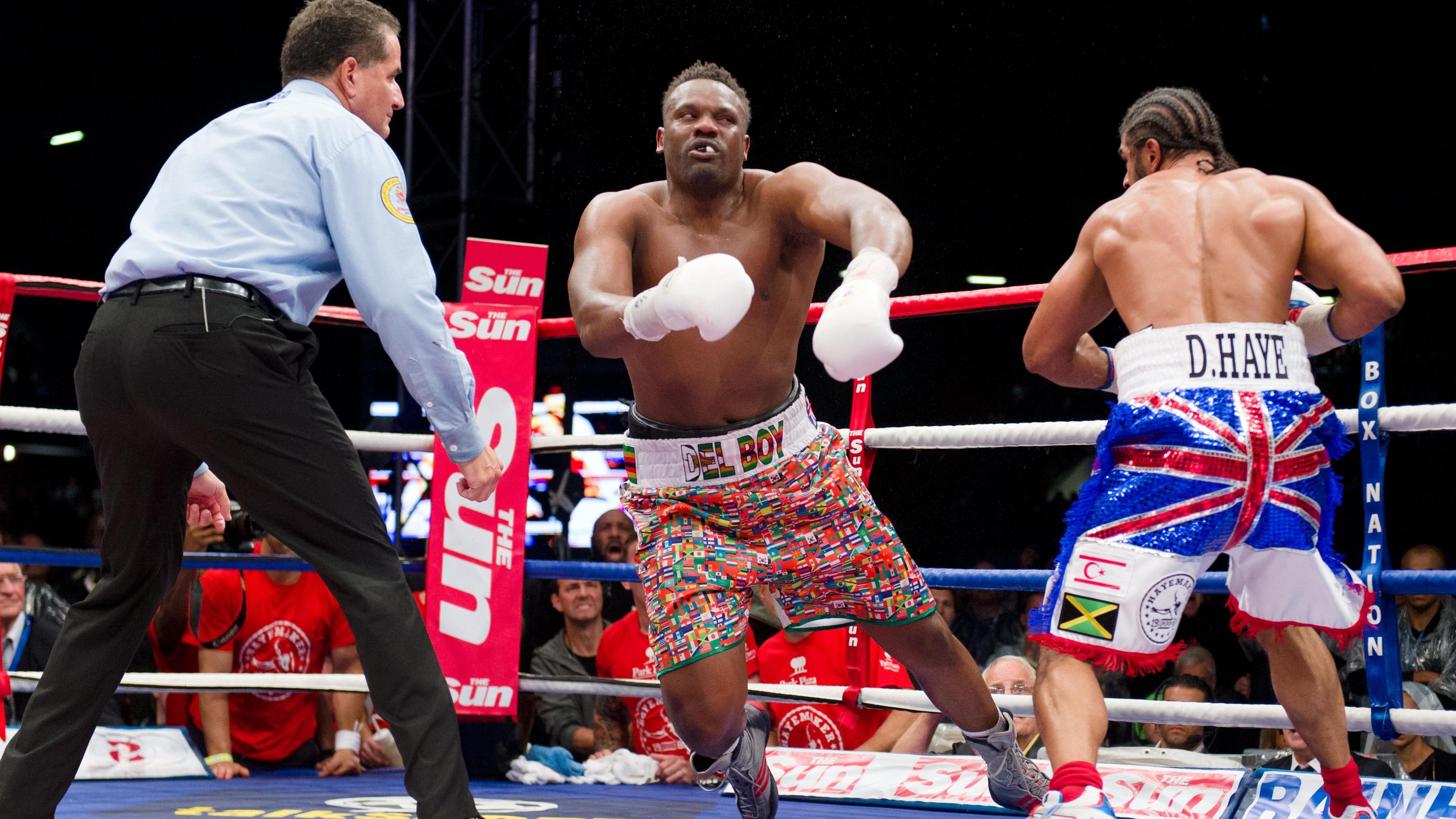 David Haye knocks out Dereck Chisora