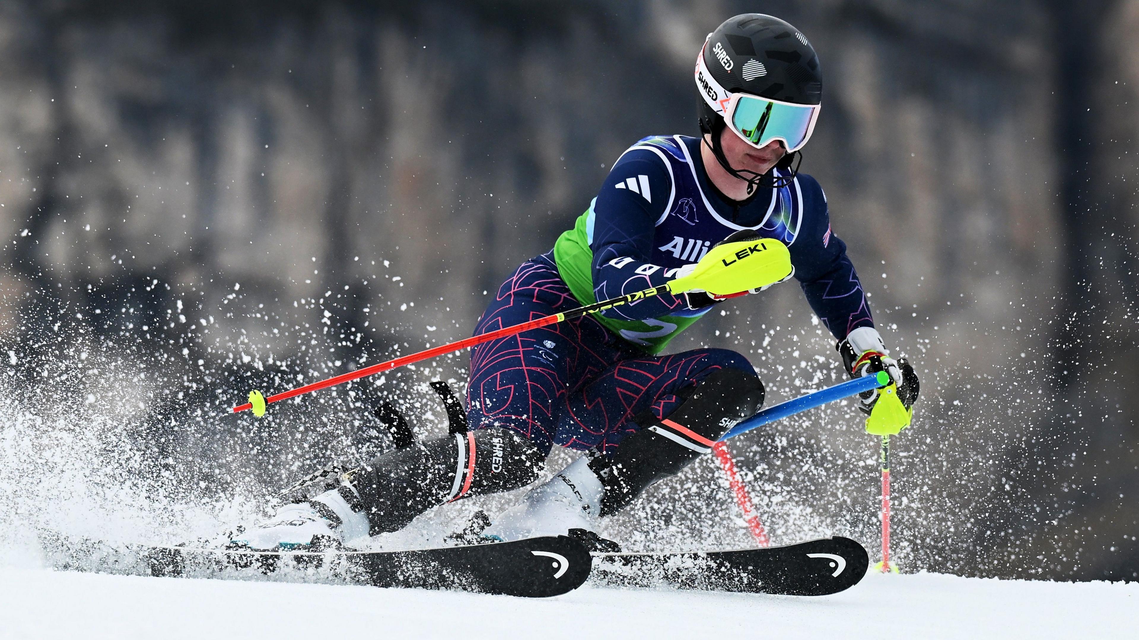 Neil Simpson skiing at the Winter Paralympics