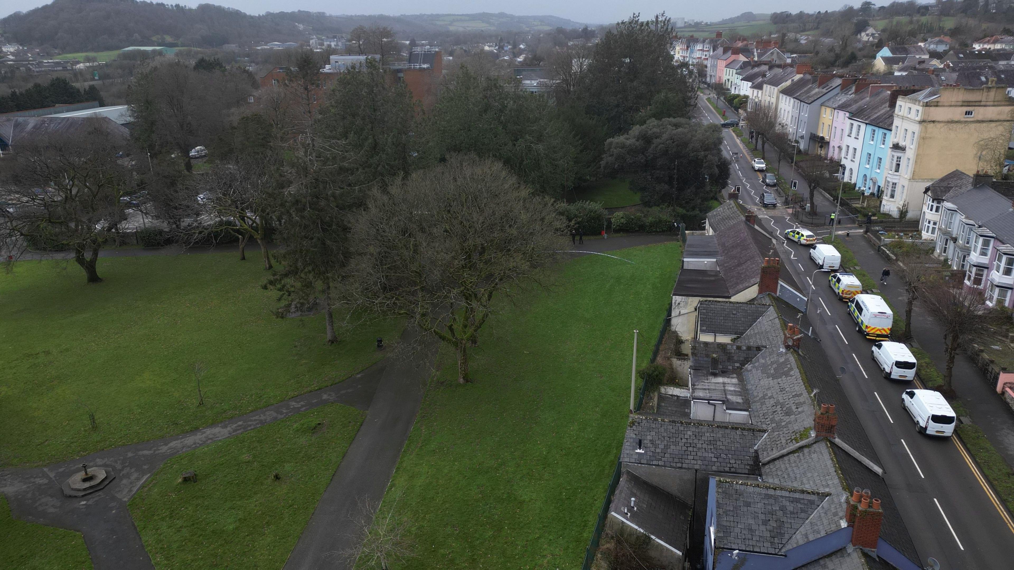 Heol Picton a Pharc Caerfyrddin