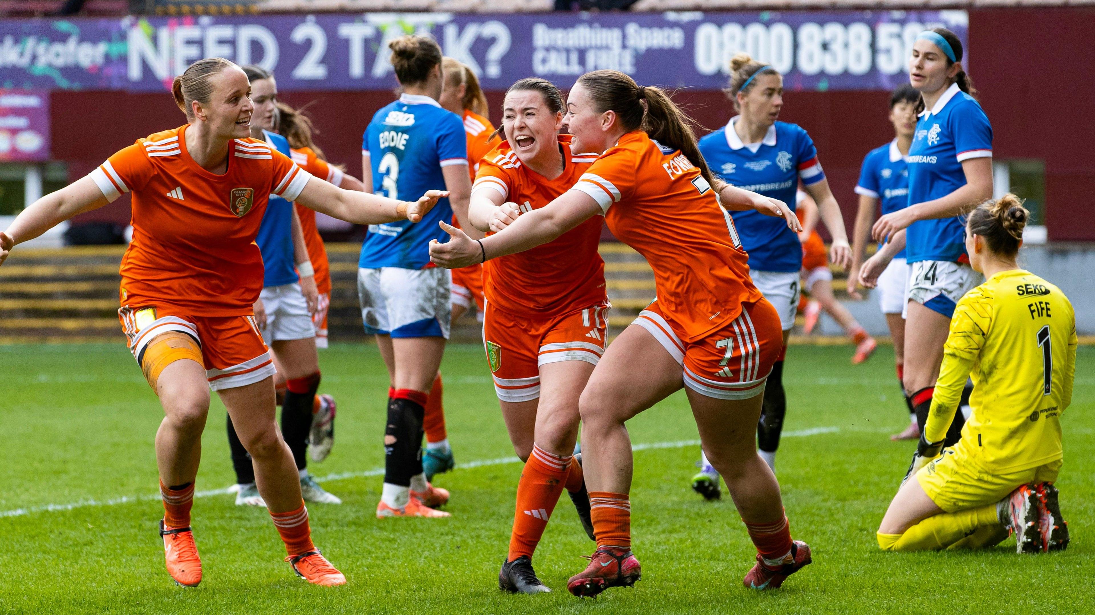 Lisa Forrest celebrates scoring for Glasgow City