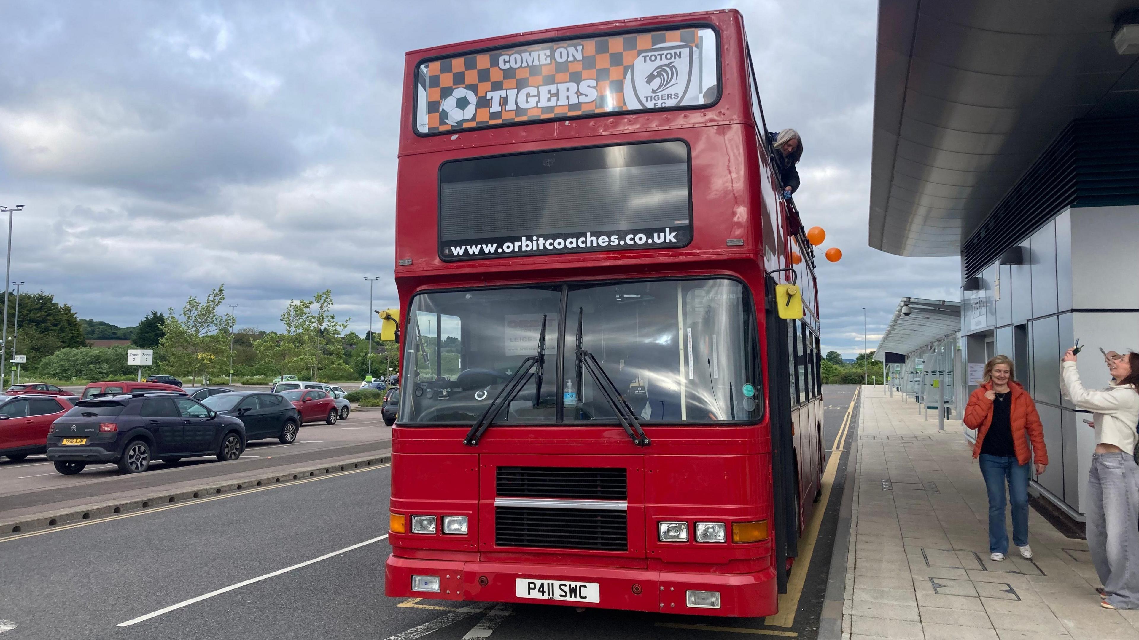 Open top bus