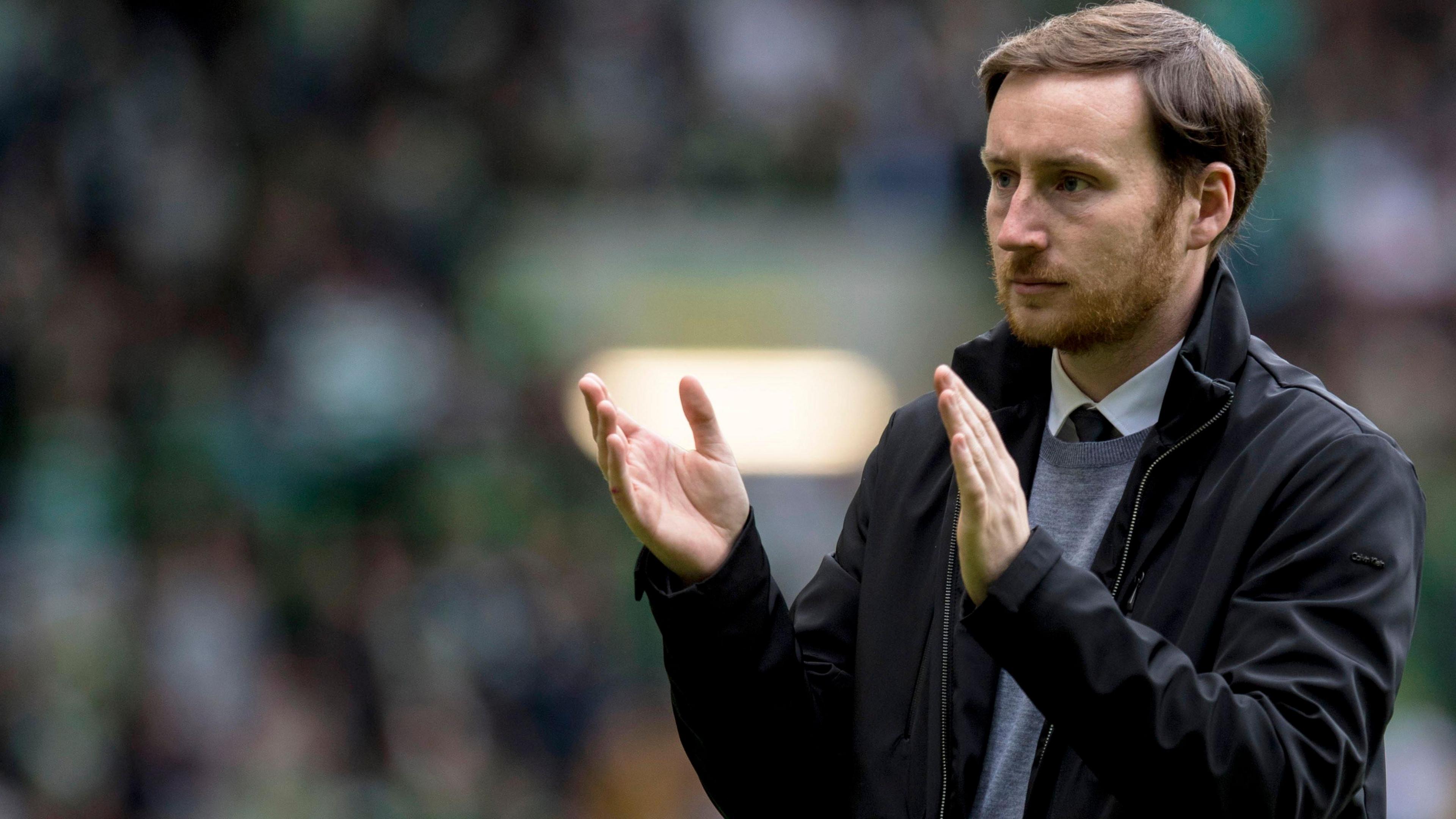 Ian Cathro makes return to management with Estoril - BBC Sport