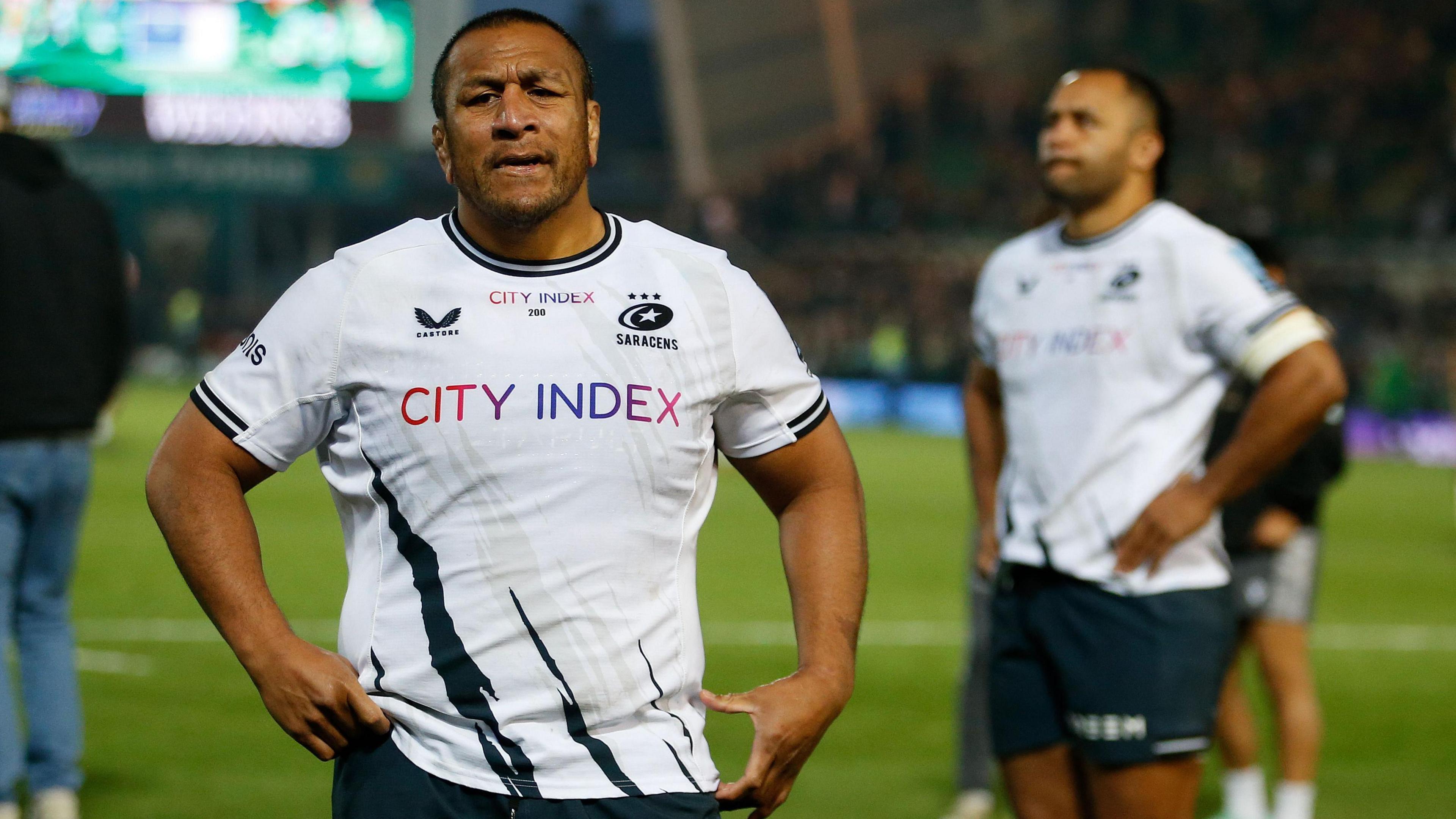 Mako Vunipola, left, and Billy Vunipola, right