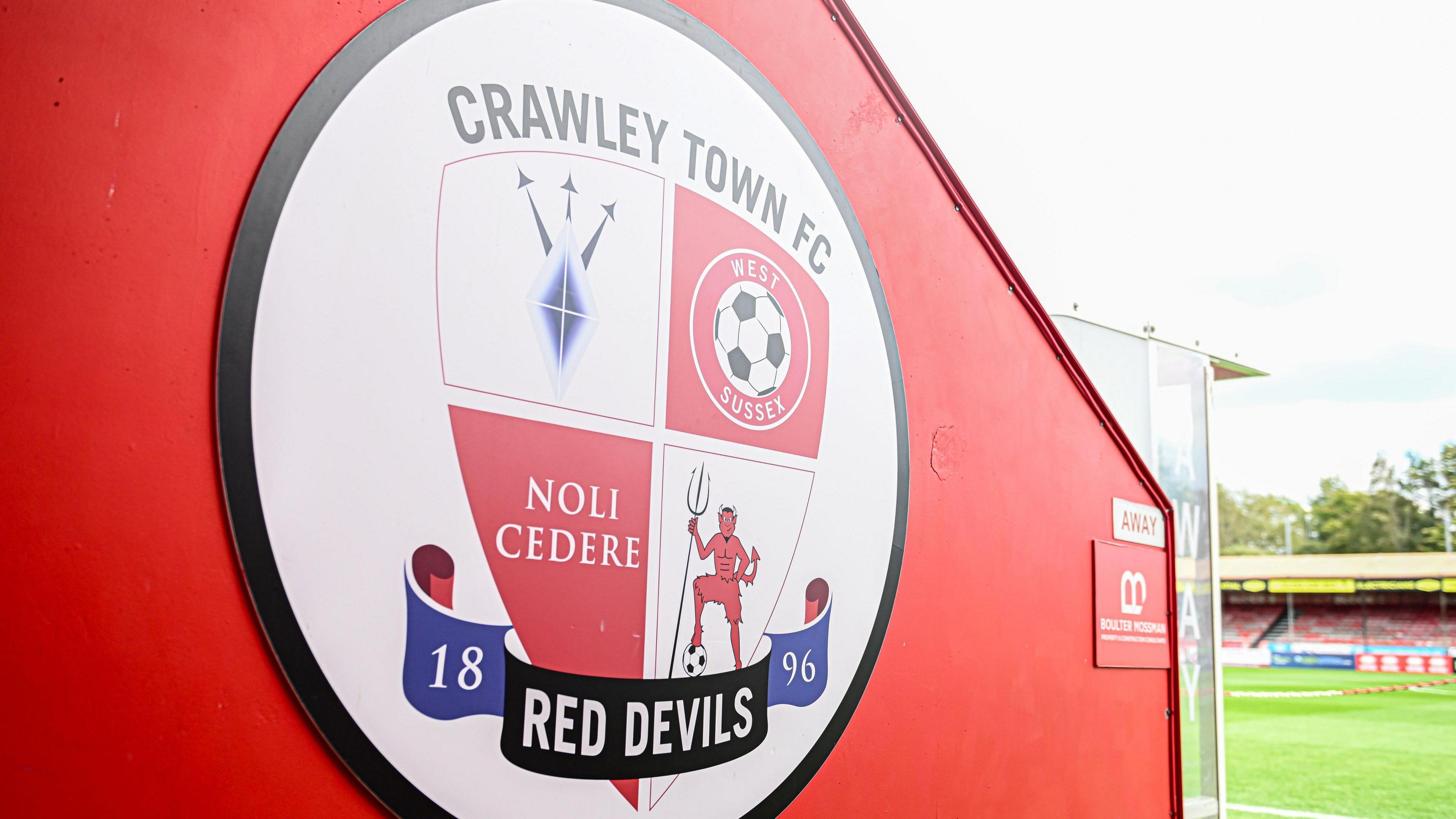 Crawley Town emblem