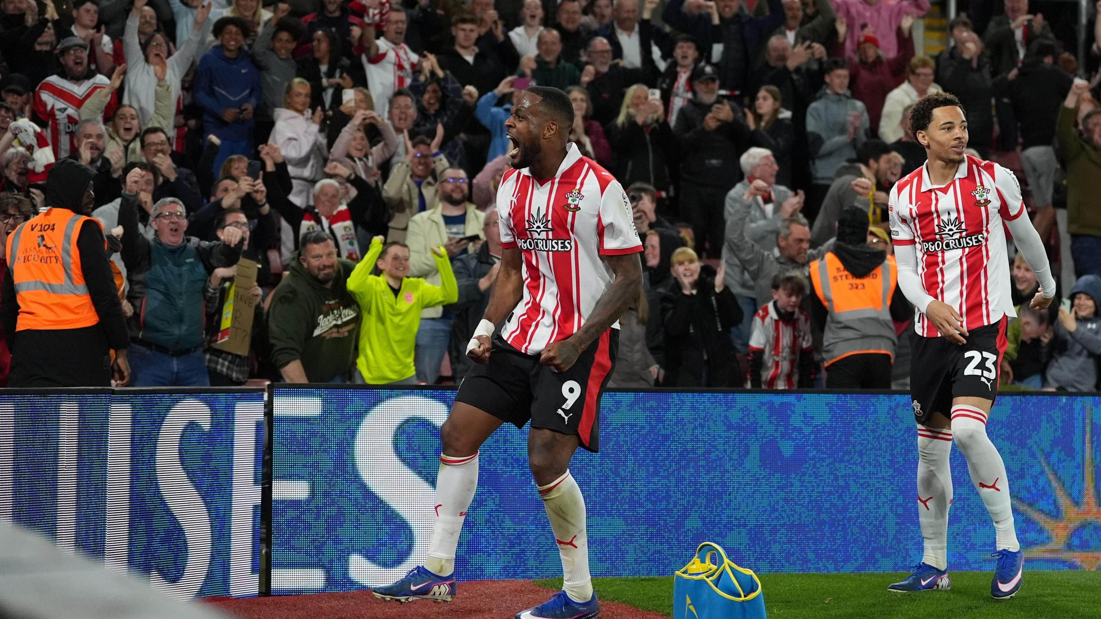 Cyle Larin celebrates scoring for Southampton