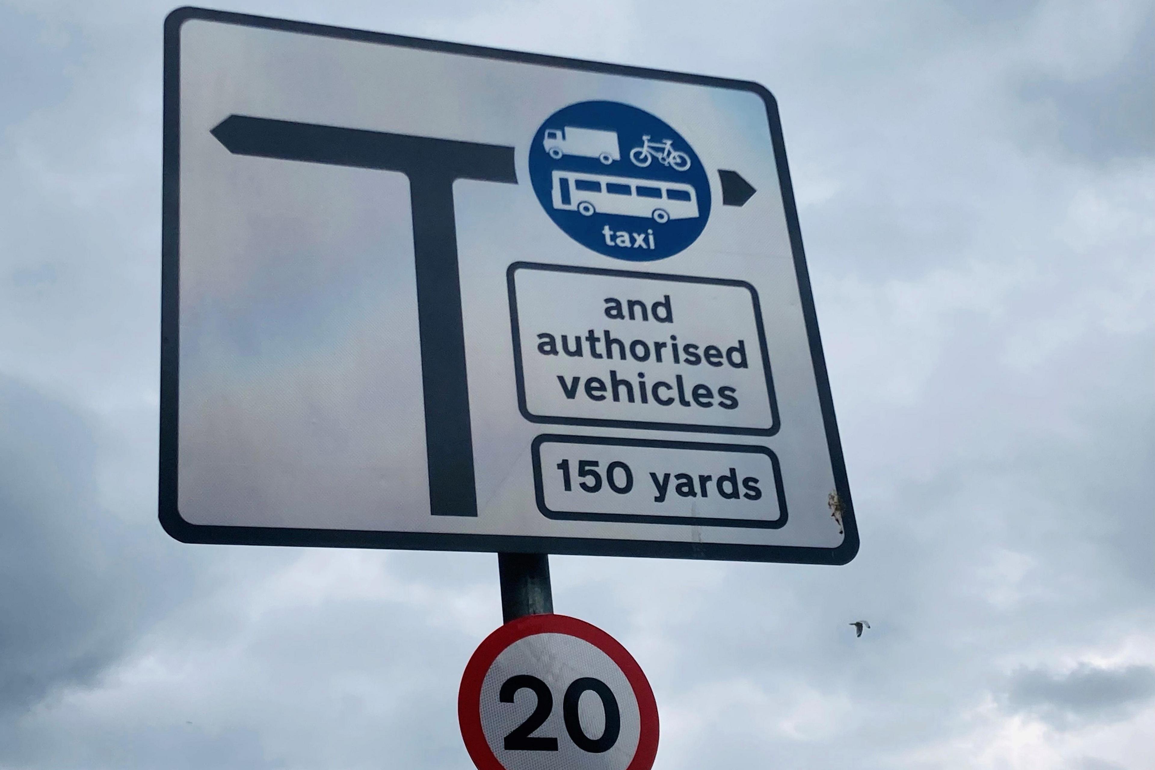 Bus gate sign in Aberdeen