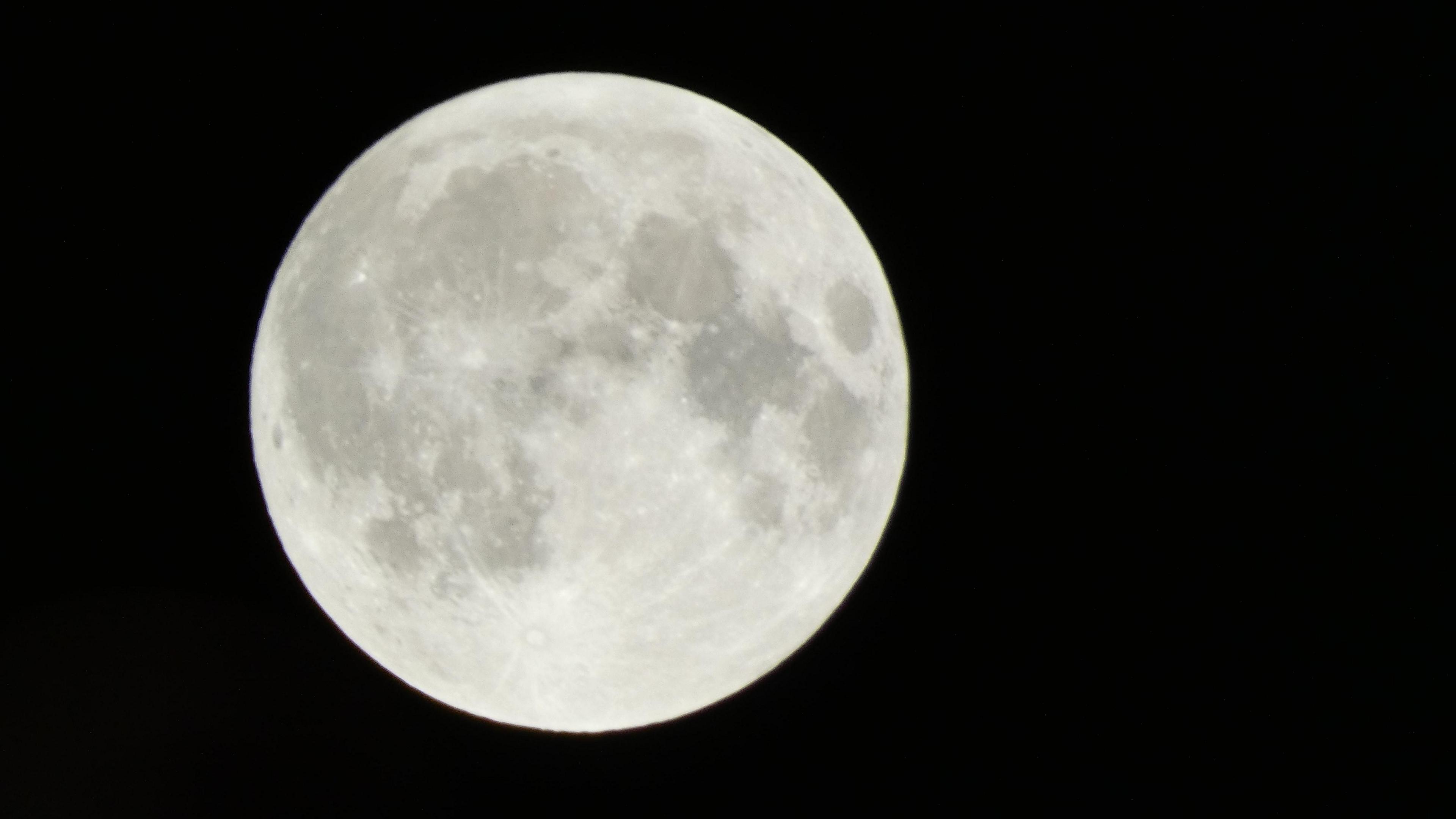 Supermoon image