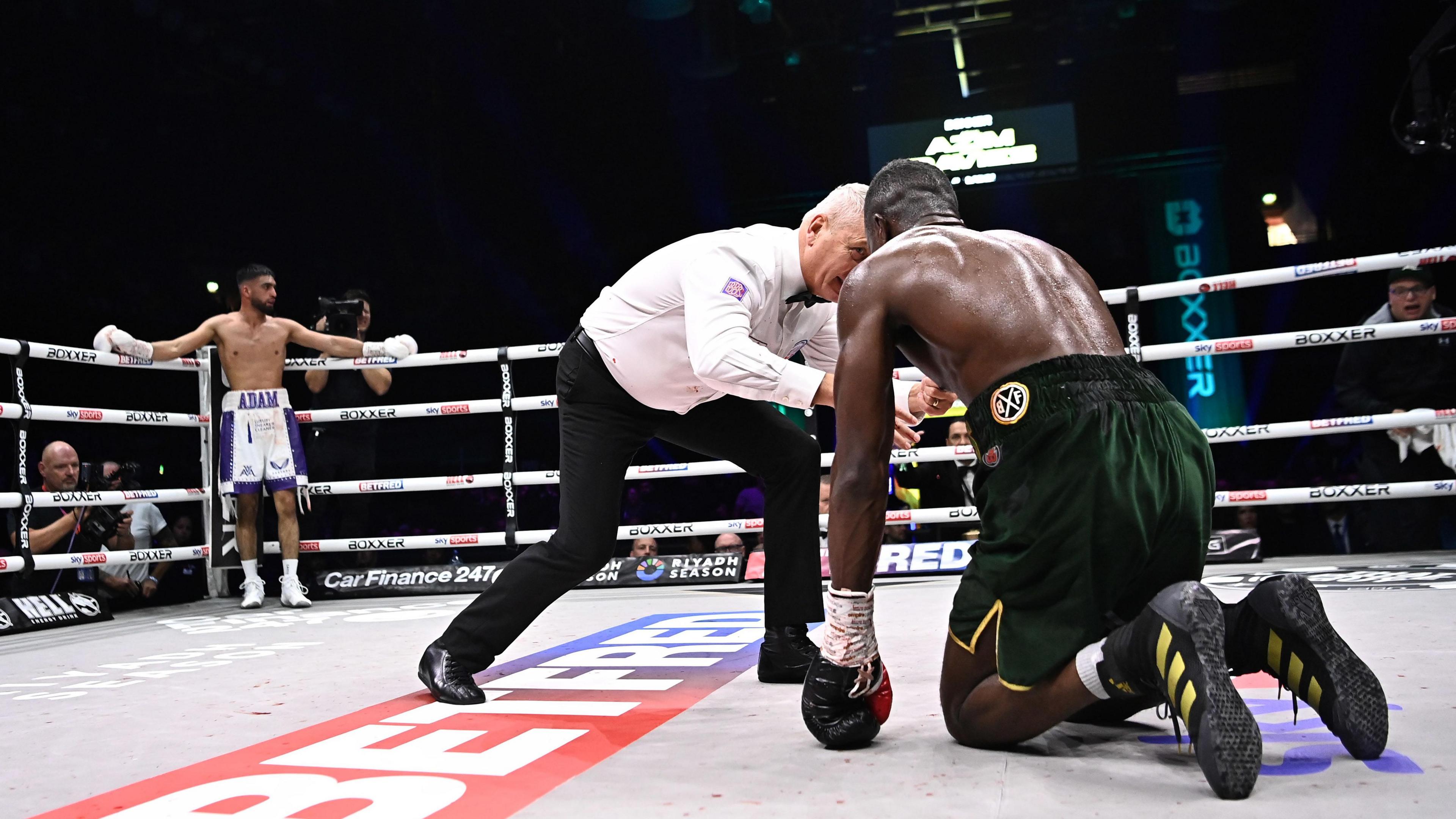 Adam Azim drops Ohara Davies 