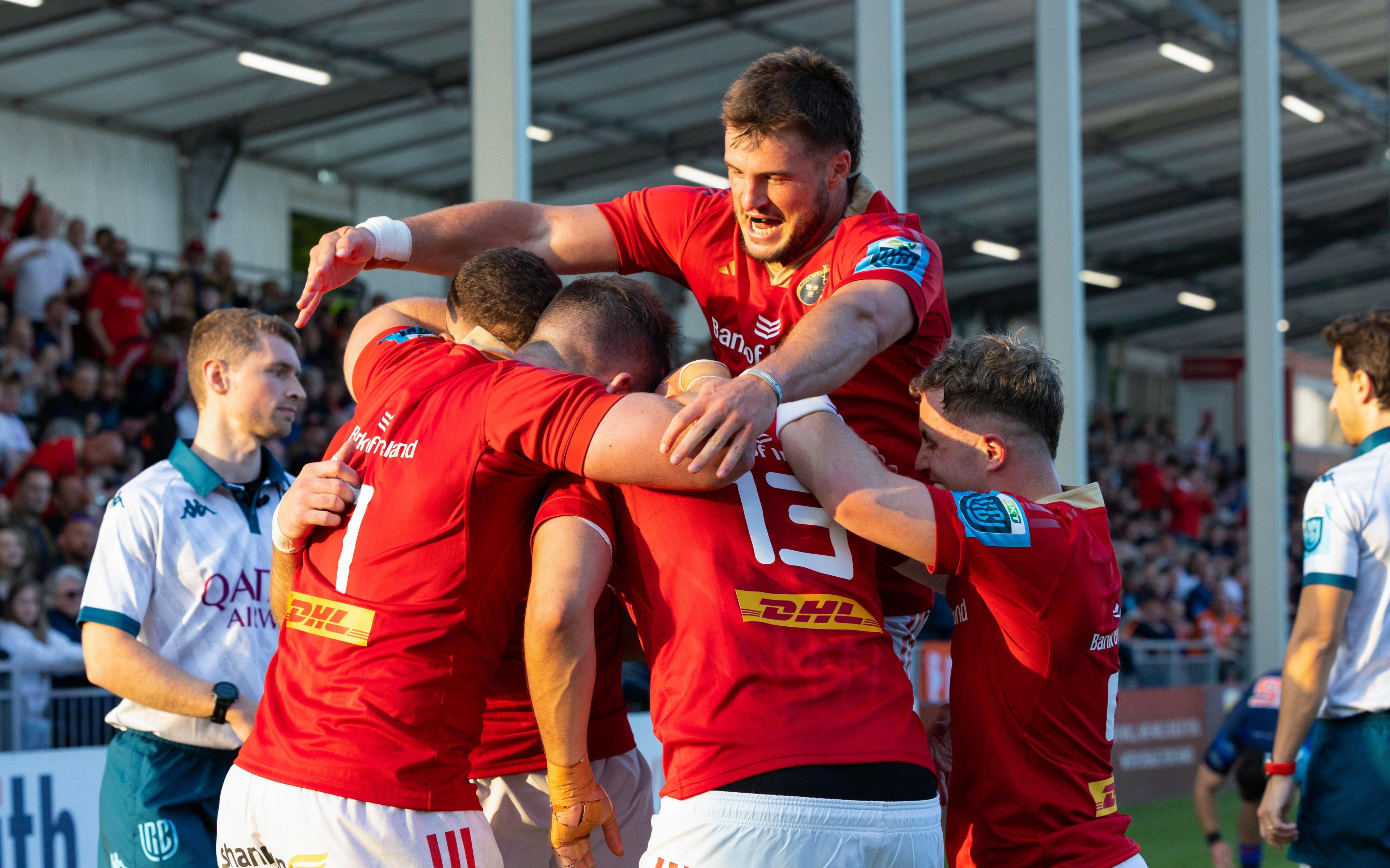 Munster celebrate against Edinburgh