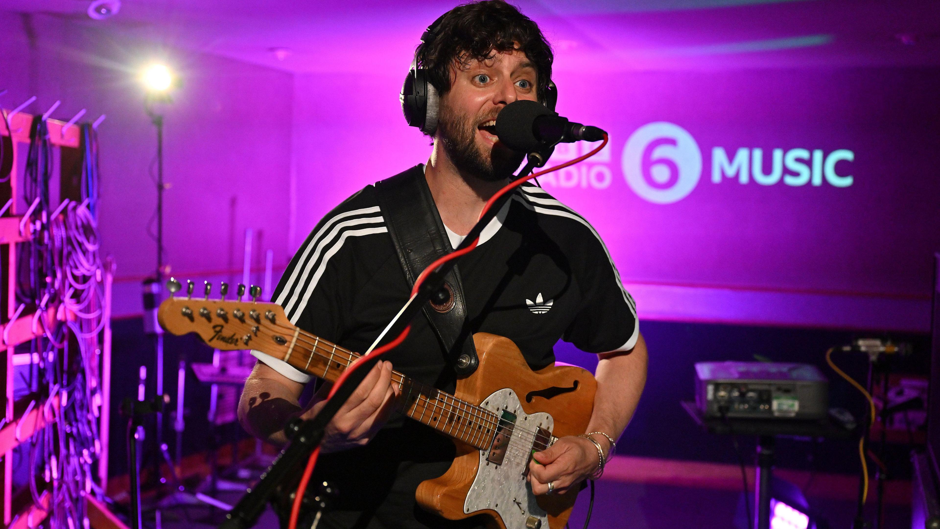 Felix White performs with The Maccabees for a 6 Music Steve Lamacq session