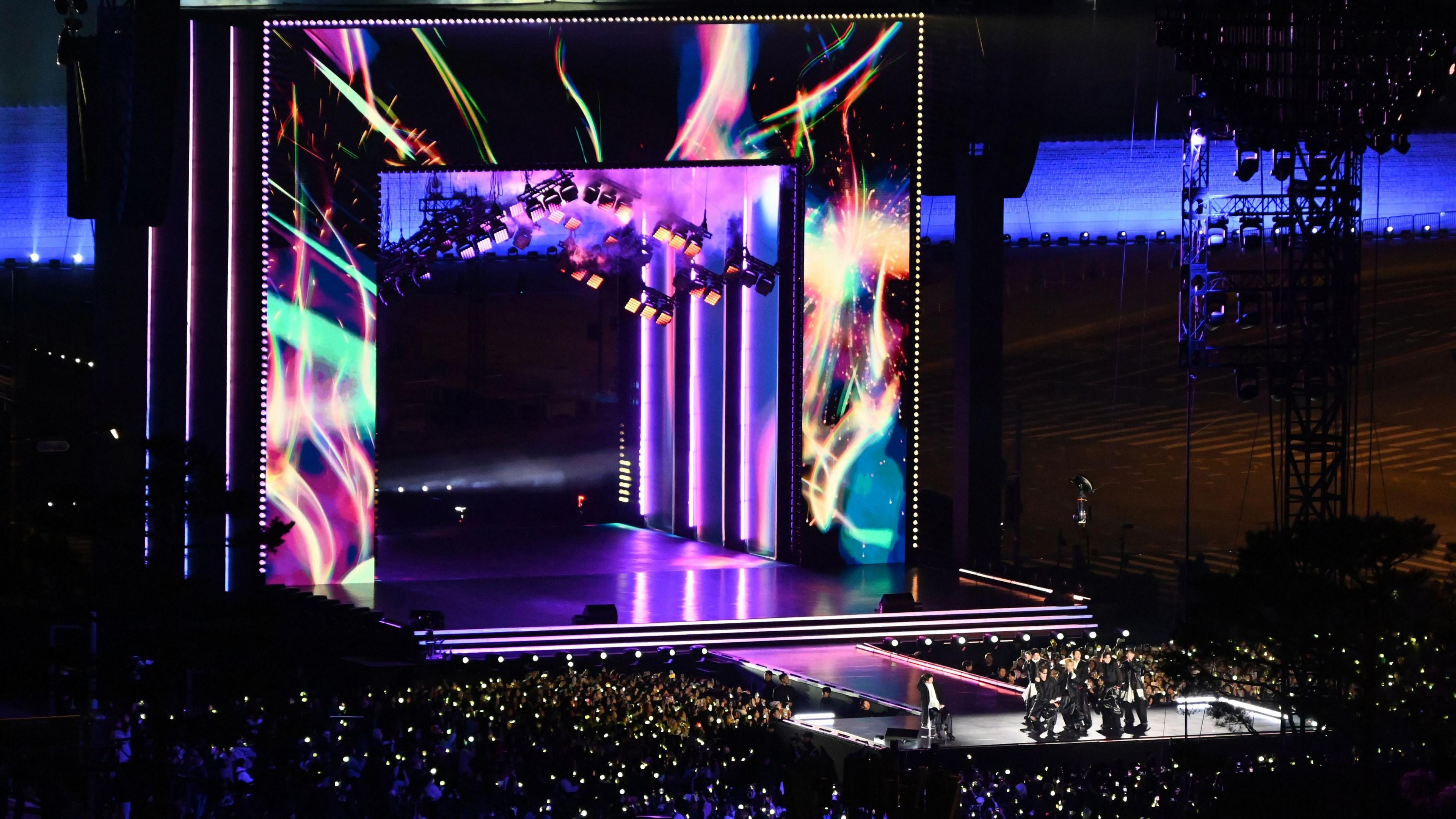 BTS performing in Gwanghwamun Square.