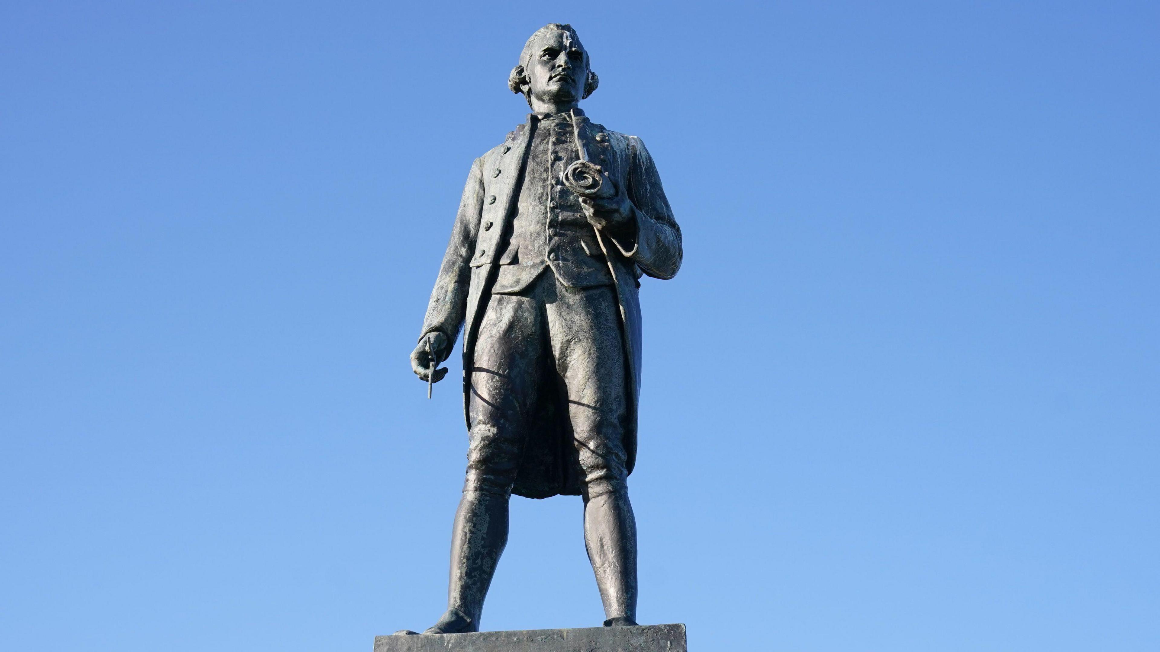 Captain James Cook statue