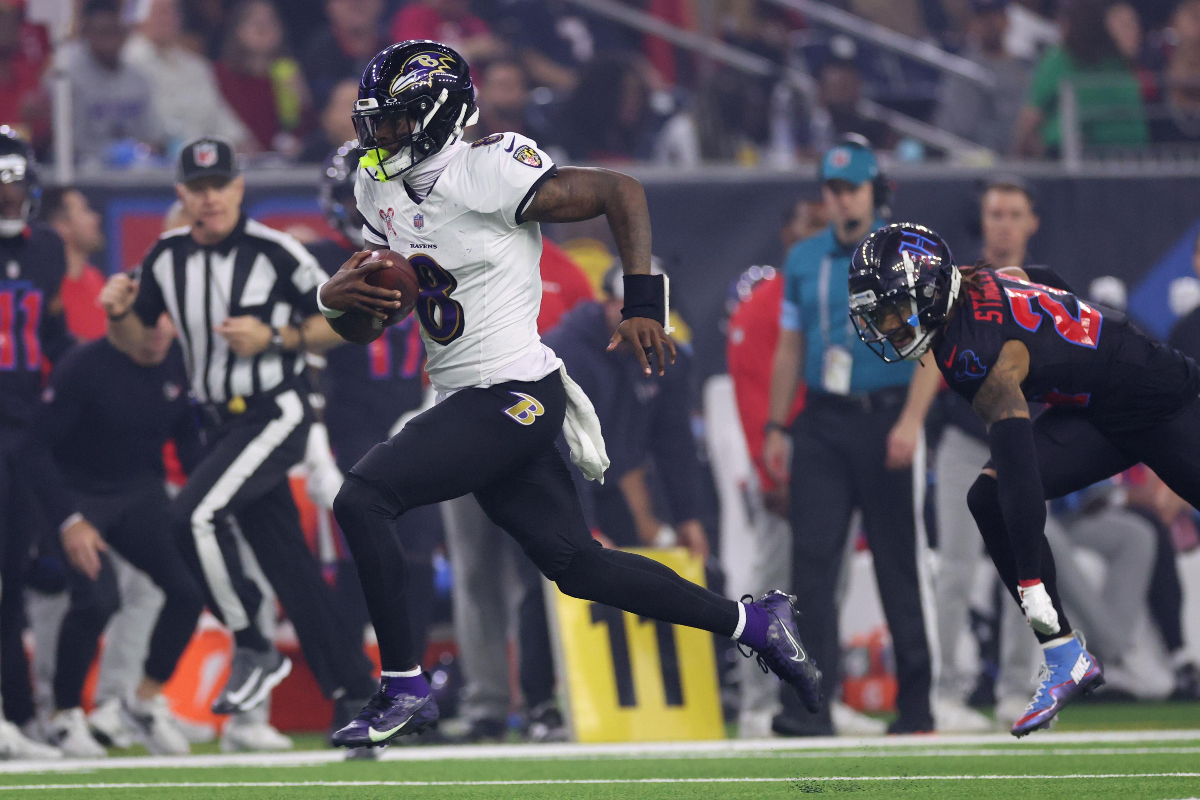 Lamar Jackson on the run for the Baltimore Ravens