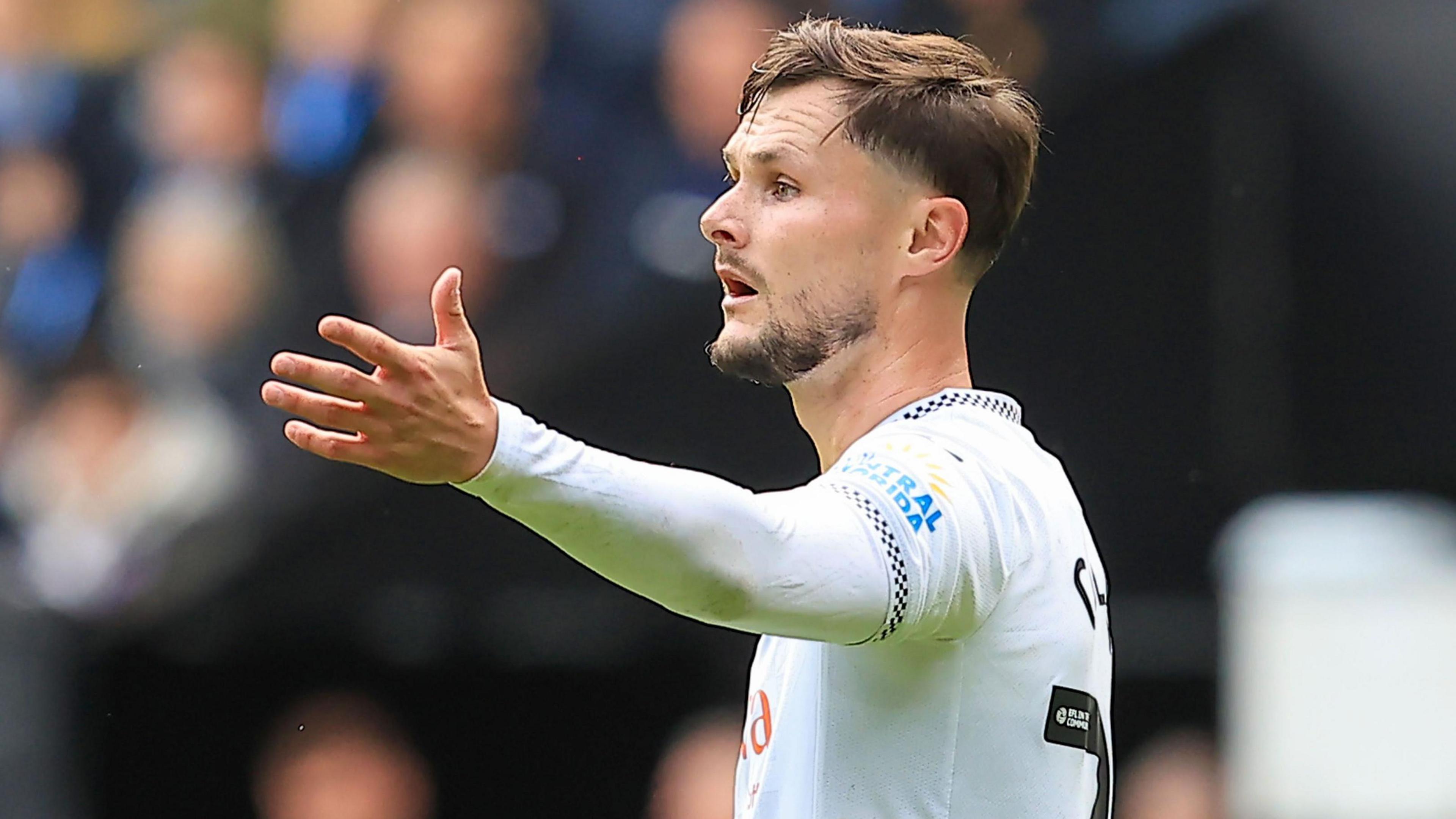Liam Cullen in action for Swansea