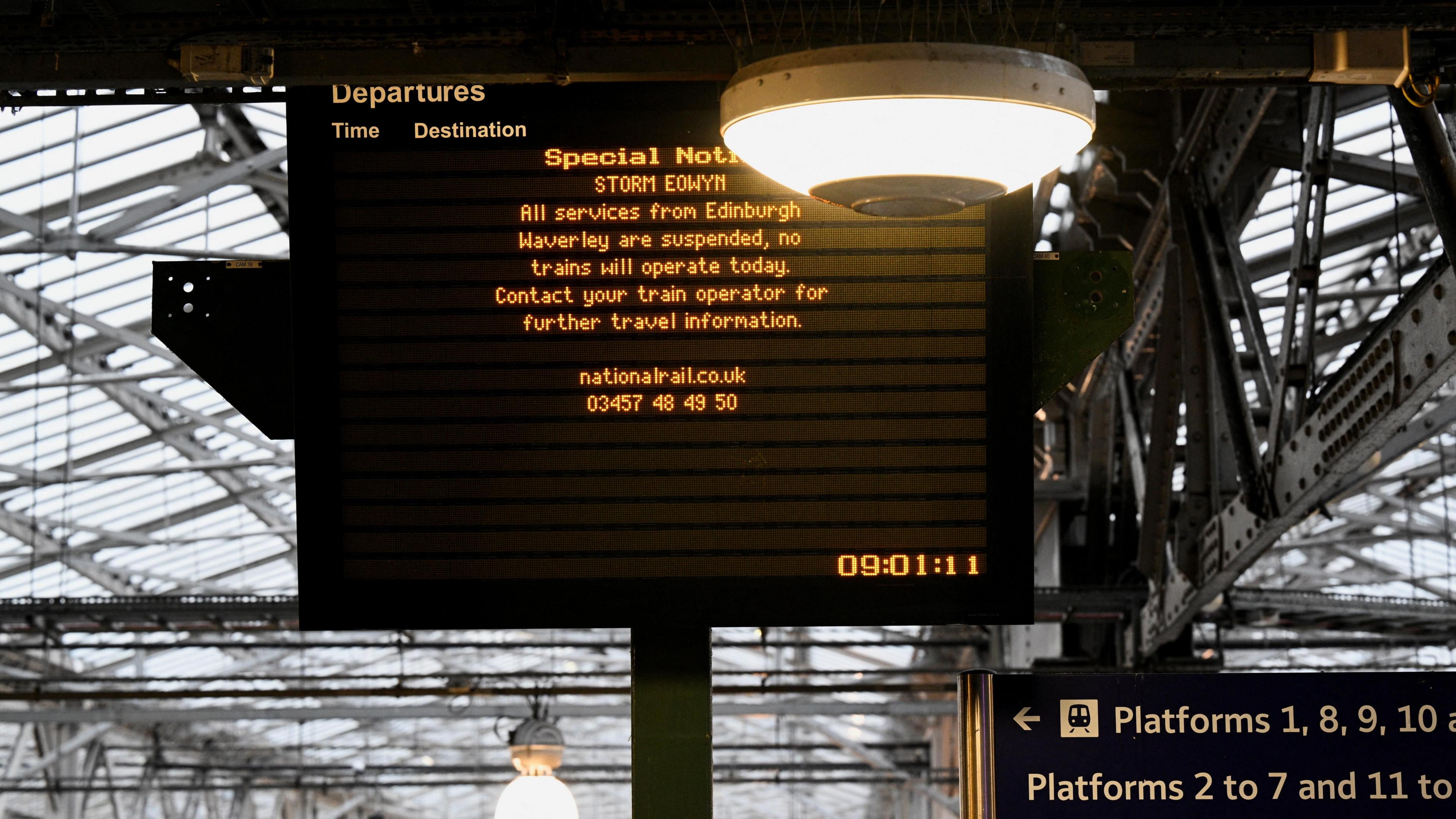 A sign saying there are no trains from Edinburgh Waverley station due to the storm.