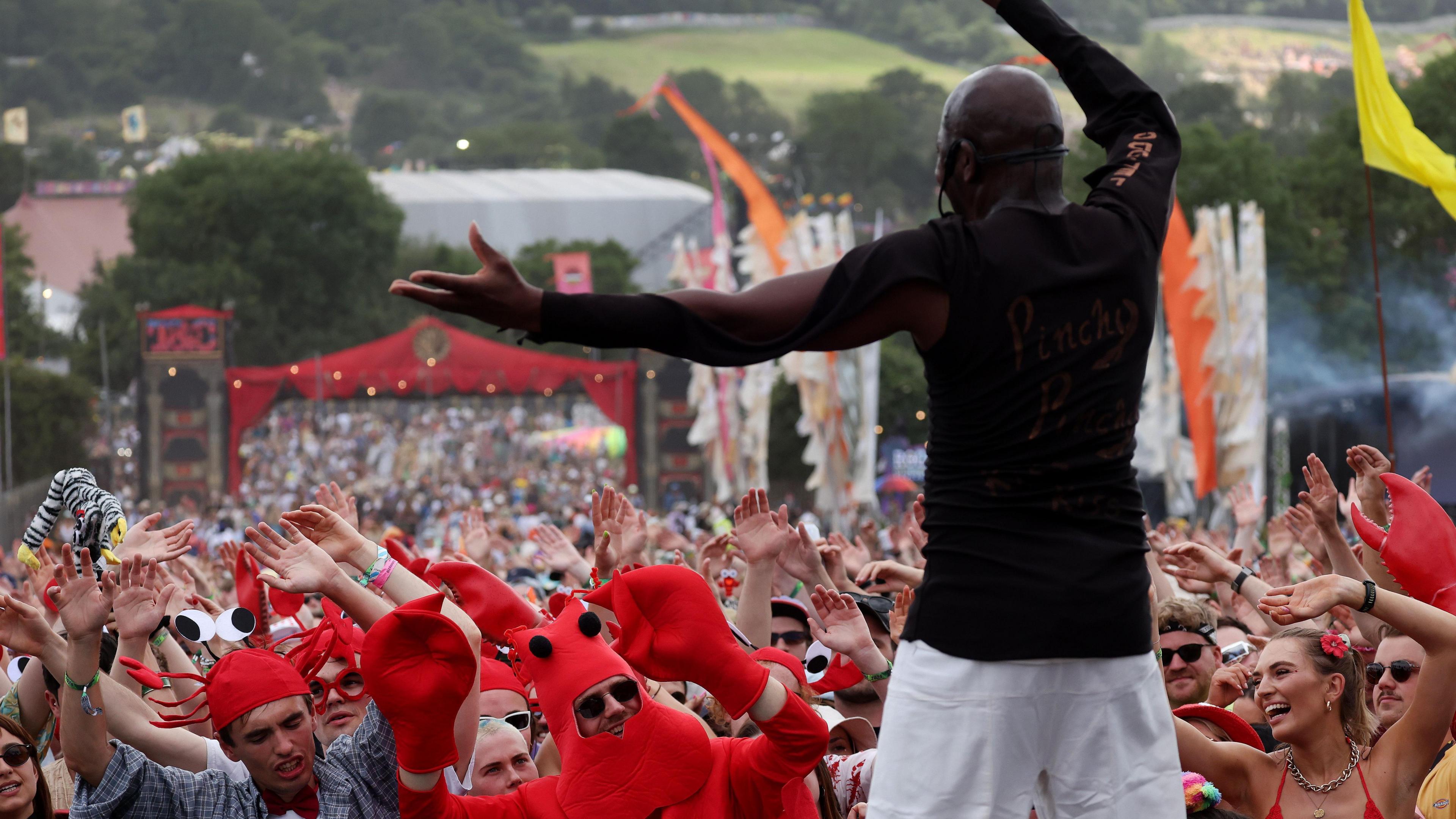 Lekiddo performing at the festival