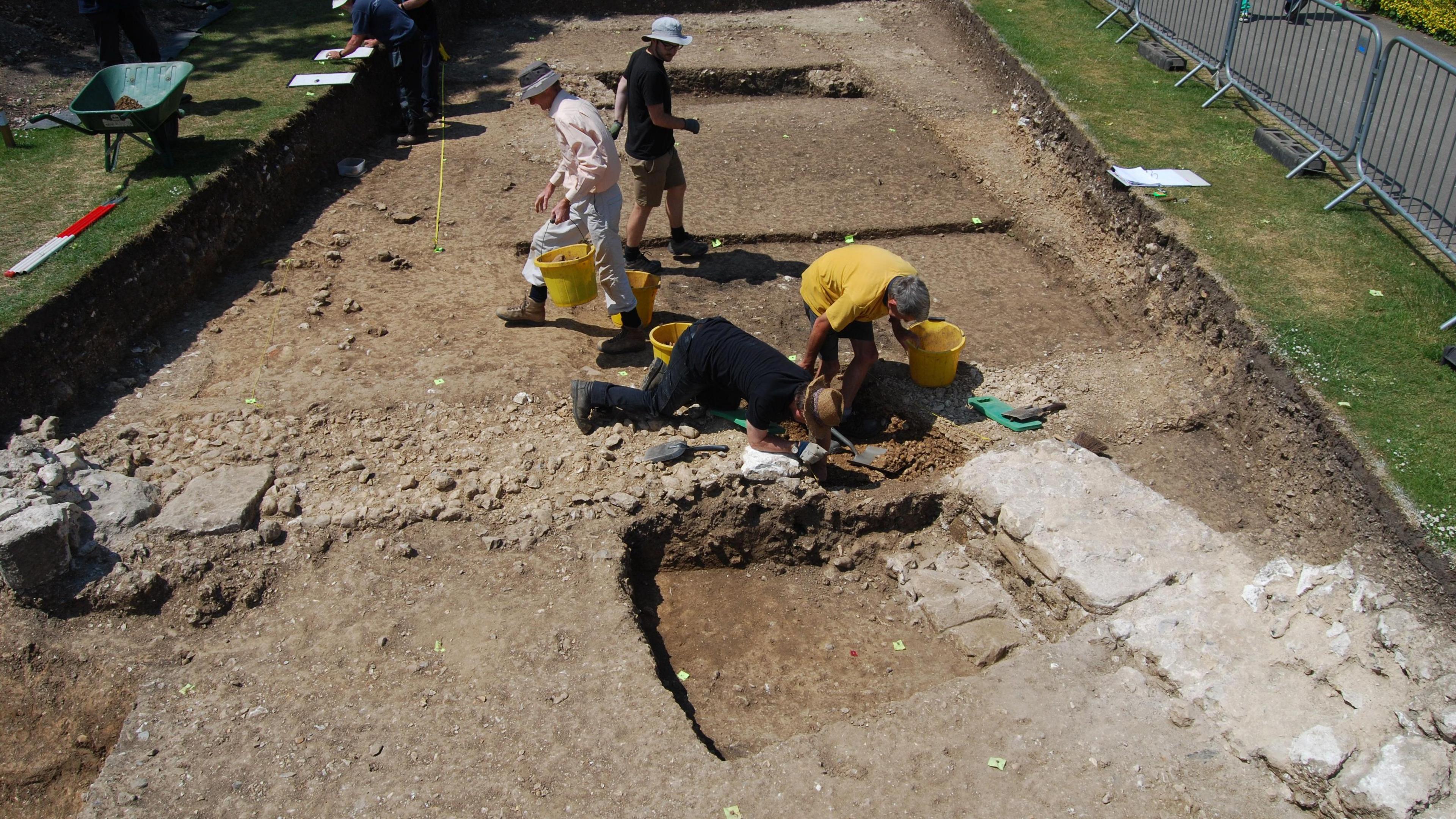 Archaeological dig at Priory Park, Chichester