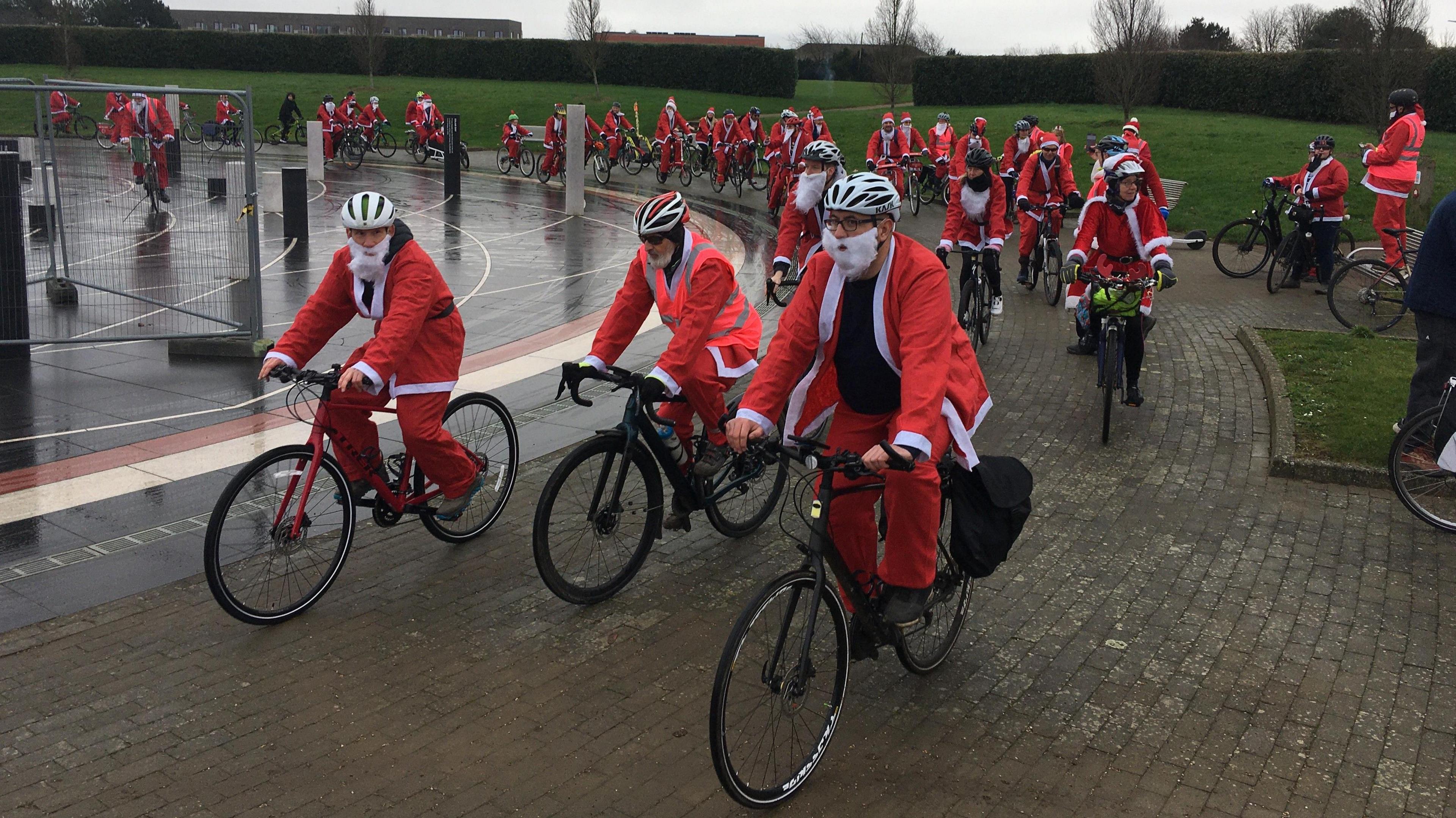 Cycling Santa's in Milton Keynes