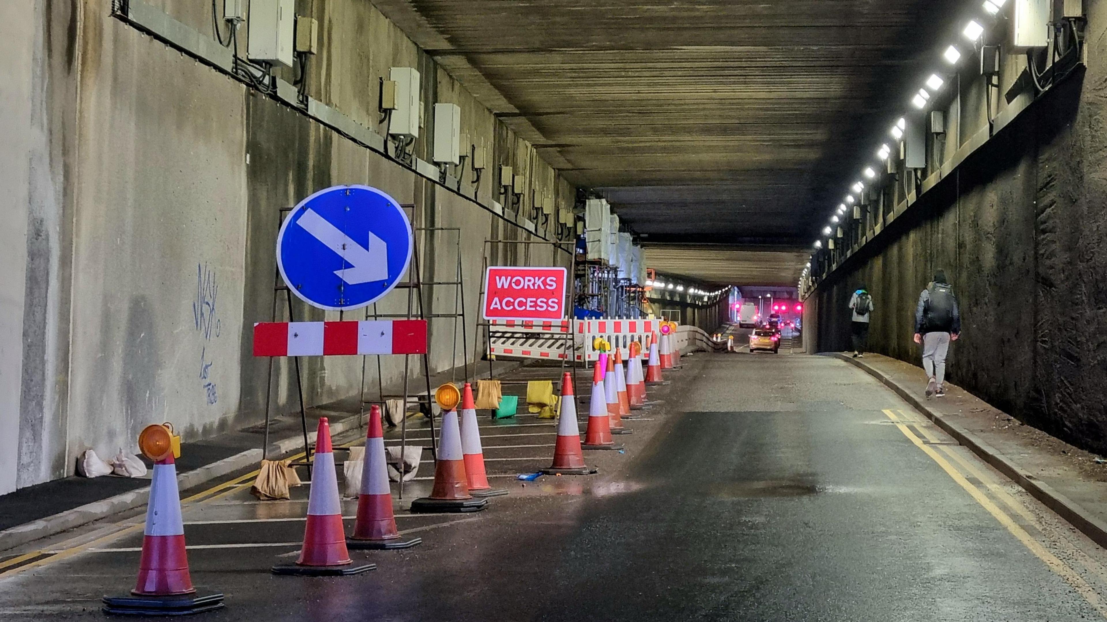 New York Road tunnel