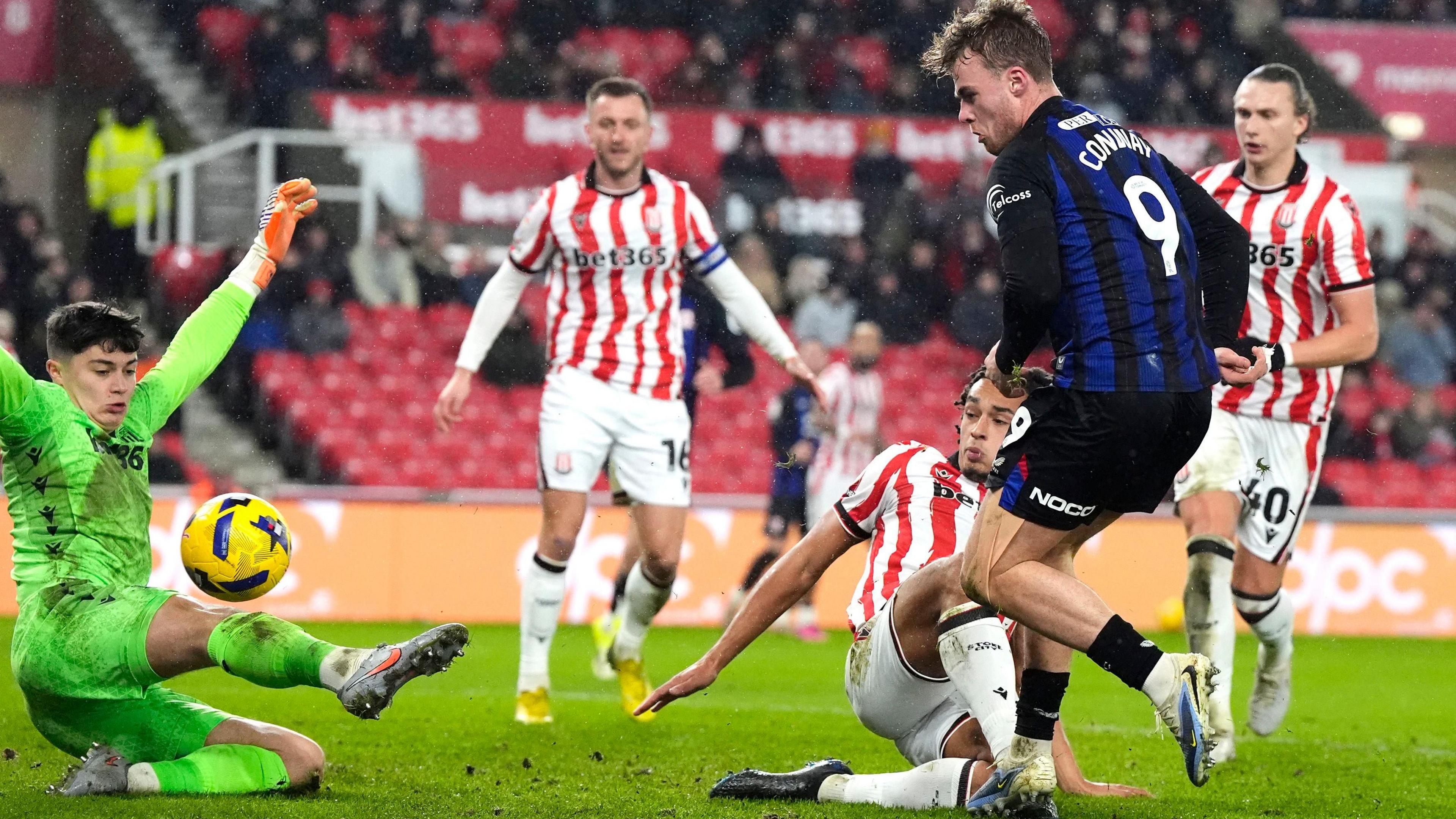 Tommy Conway scores for Middlesbrough