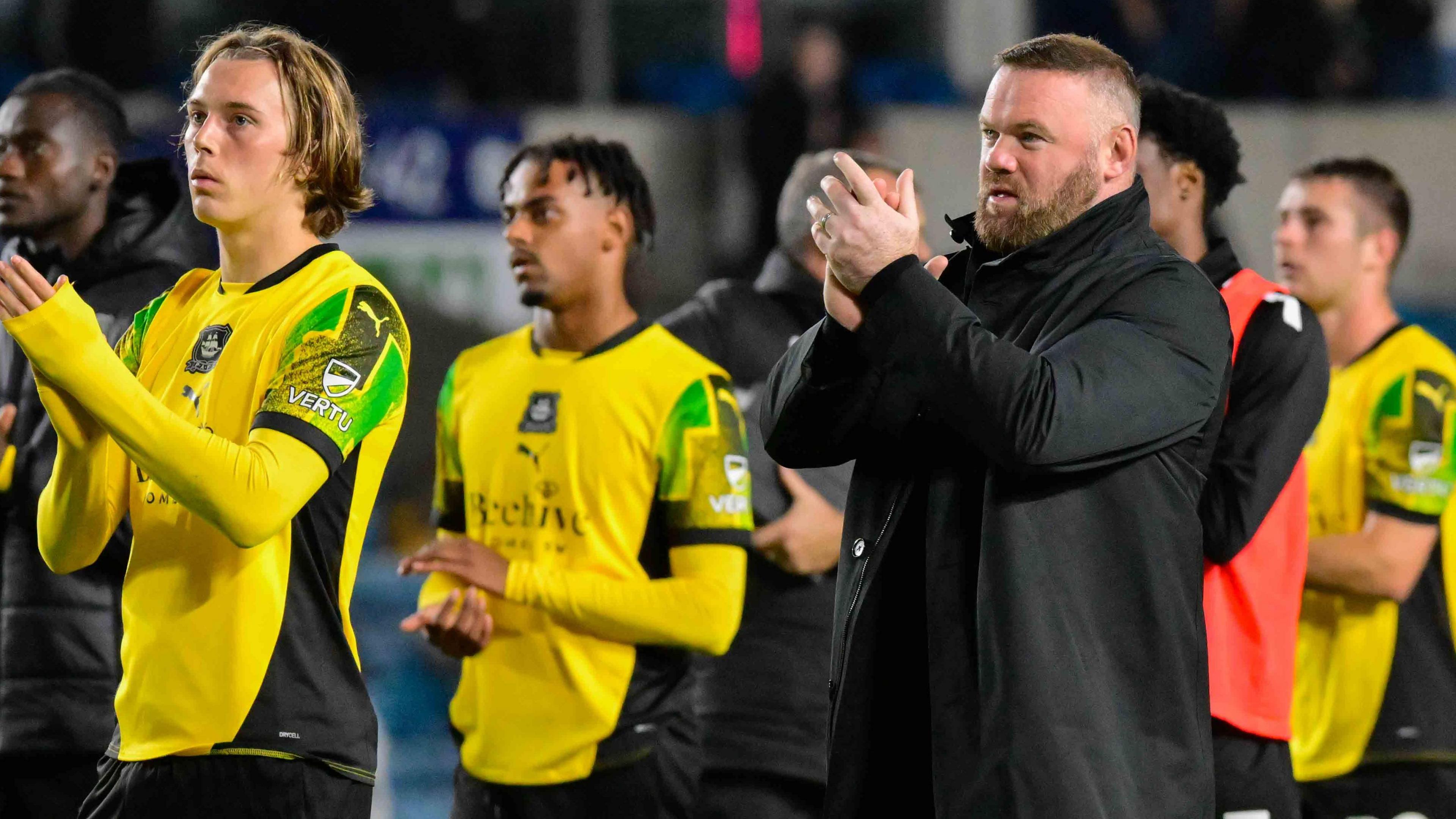 Wayne Rooney applauds Argyle fans