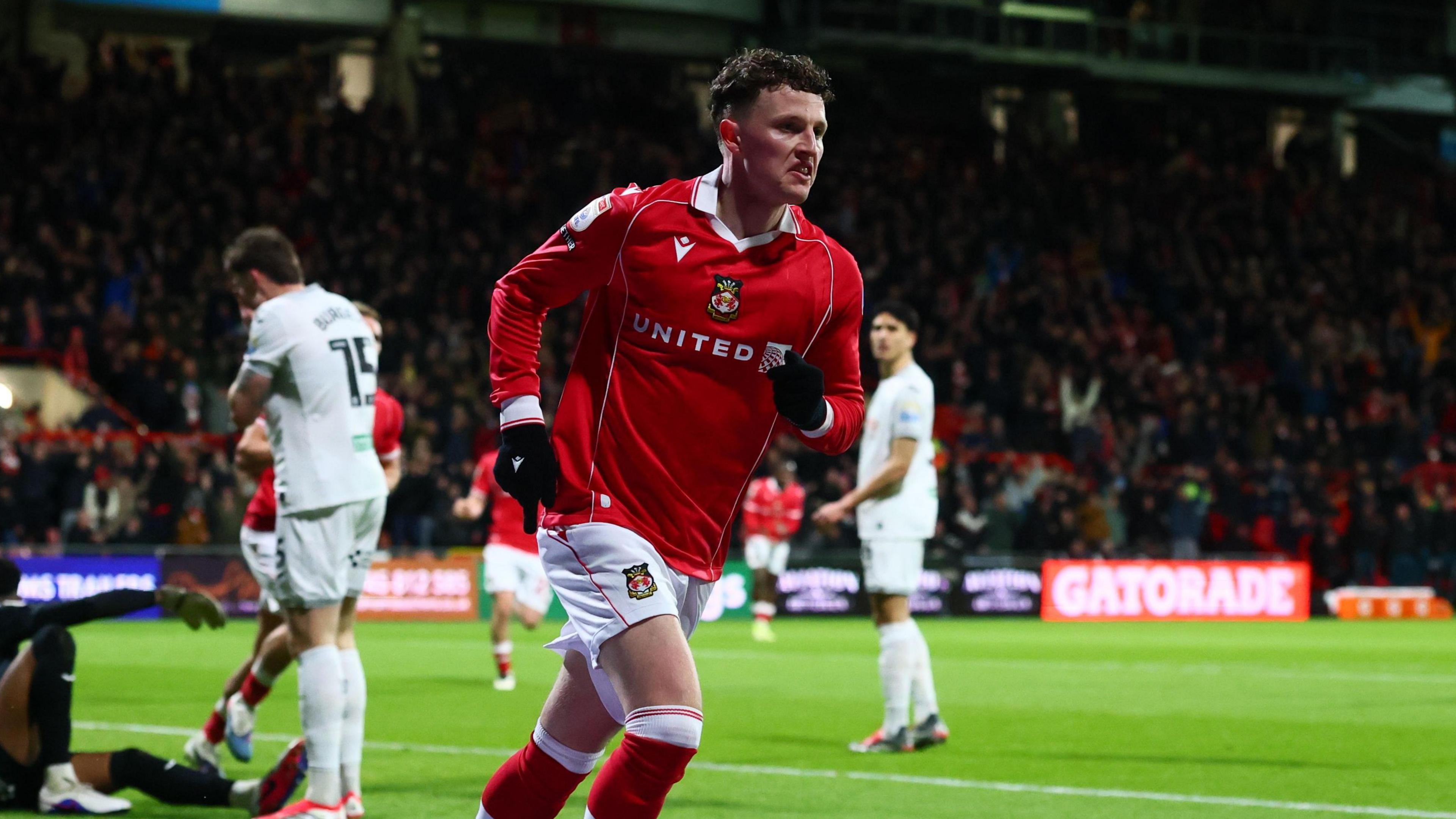 Wrexham's Nathan Broadhead