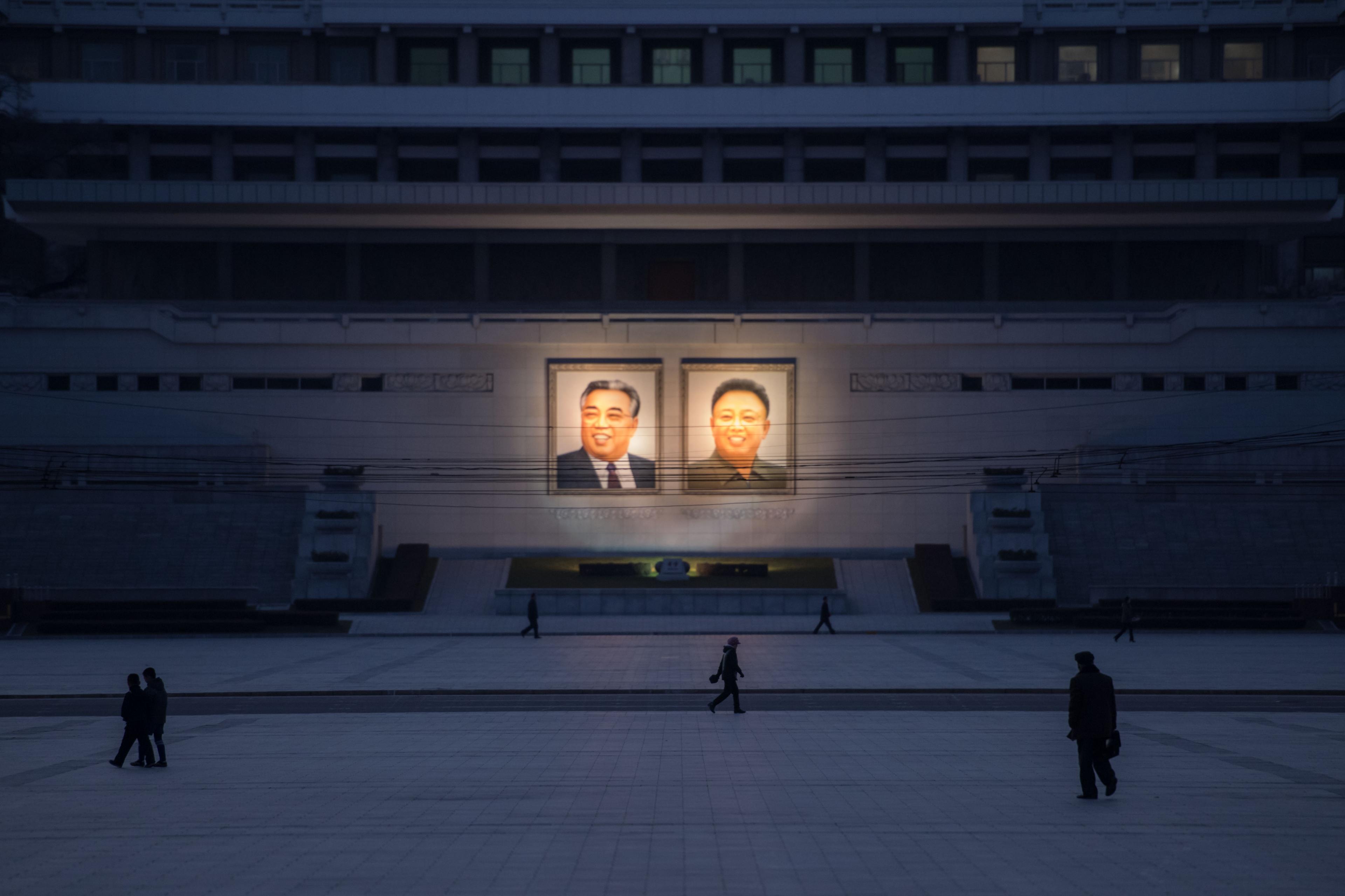 Kim Il Sung and Kim Jong-il portraits