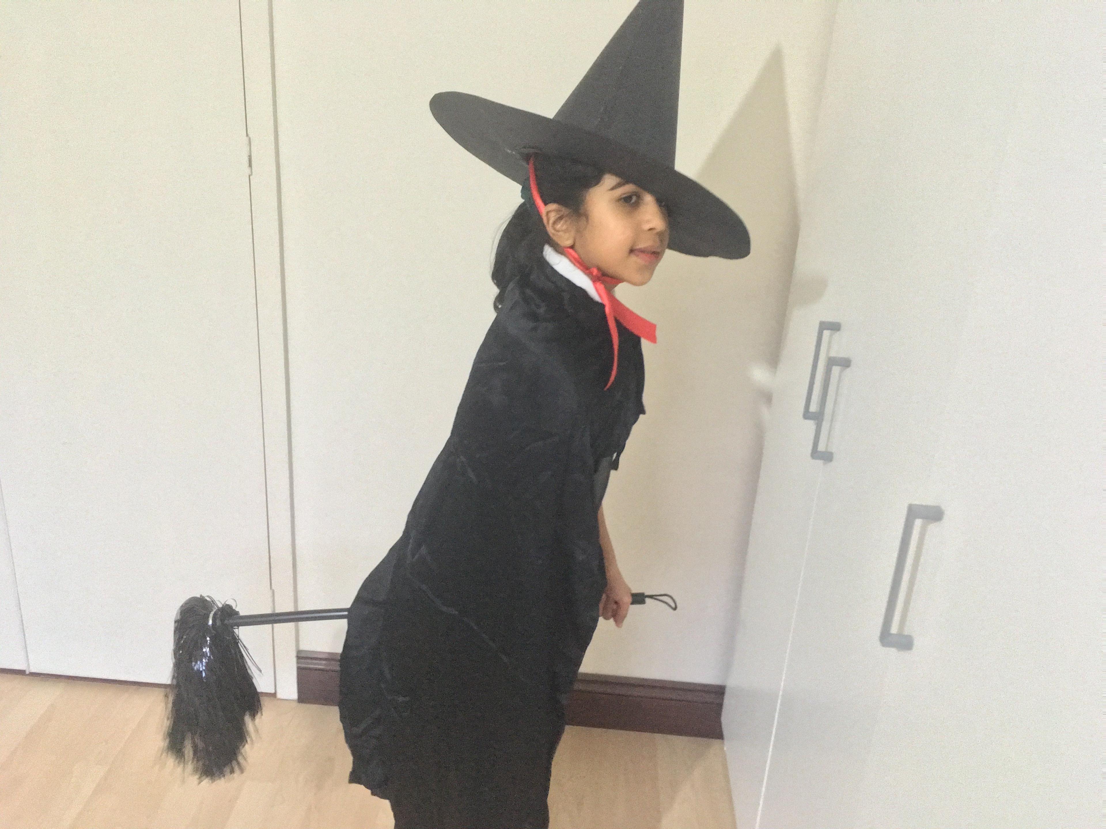 the-worst-witch-costume