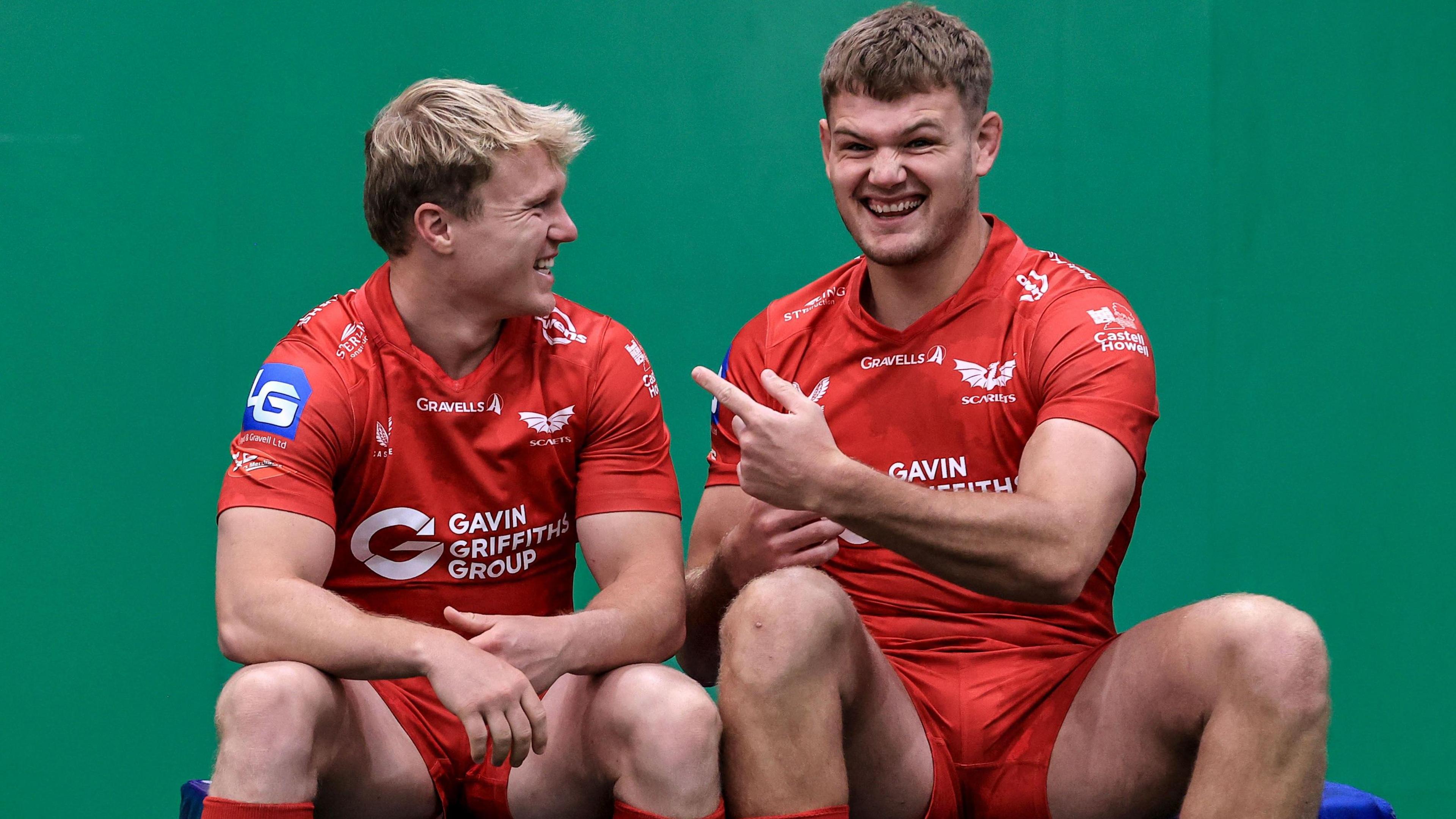 Blair Murray and Taine Plumtree (right) are among eight Scarlets players named in Wales' autumn squad