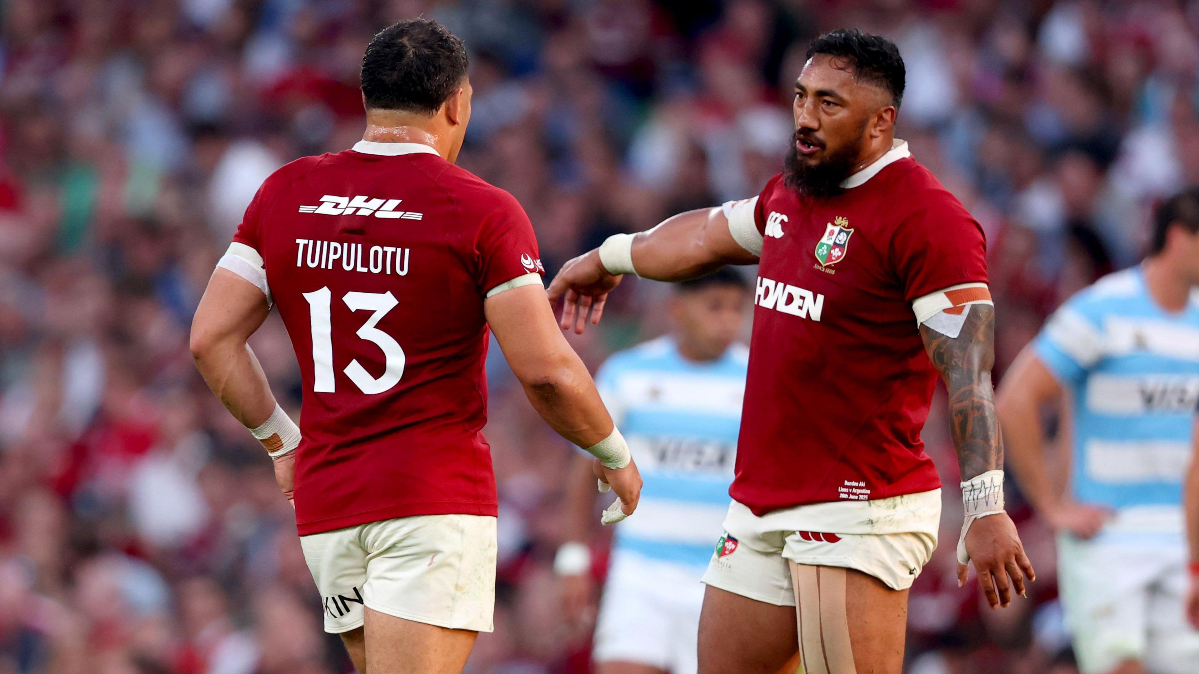 Sione Tuipulotu and Bundee Aki