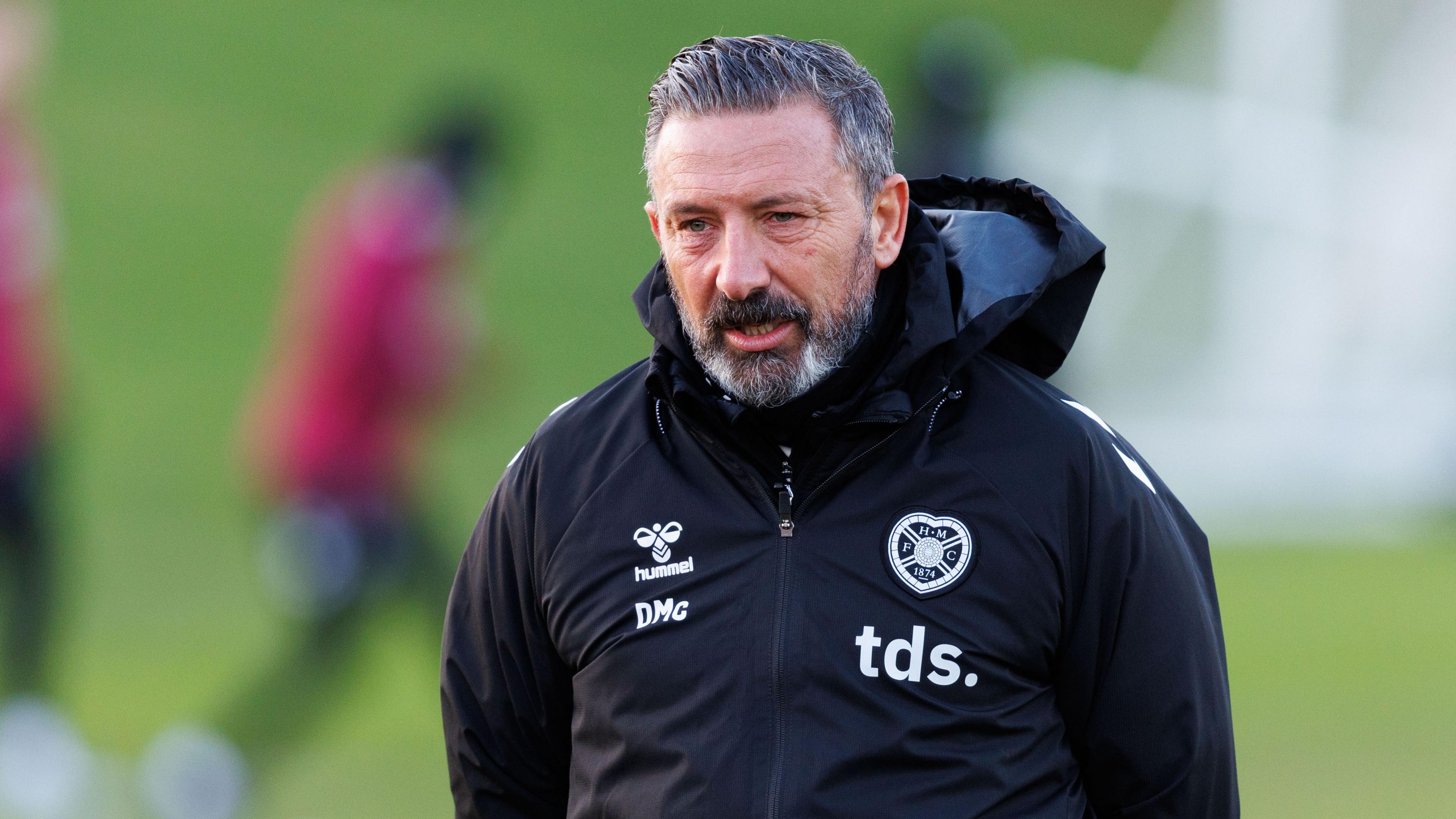  No Pressure On Table topping Hearts Insists Manager Derek McInnes 