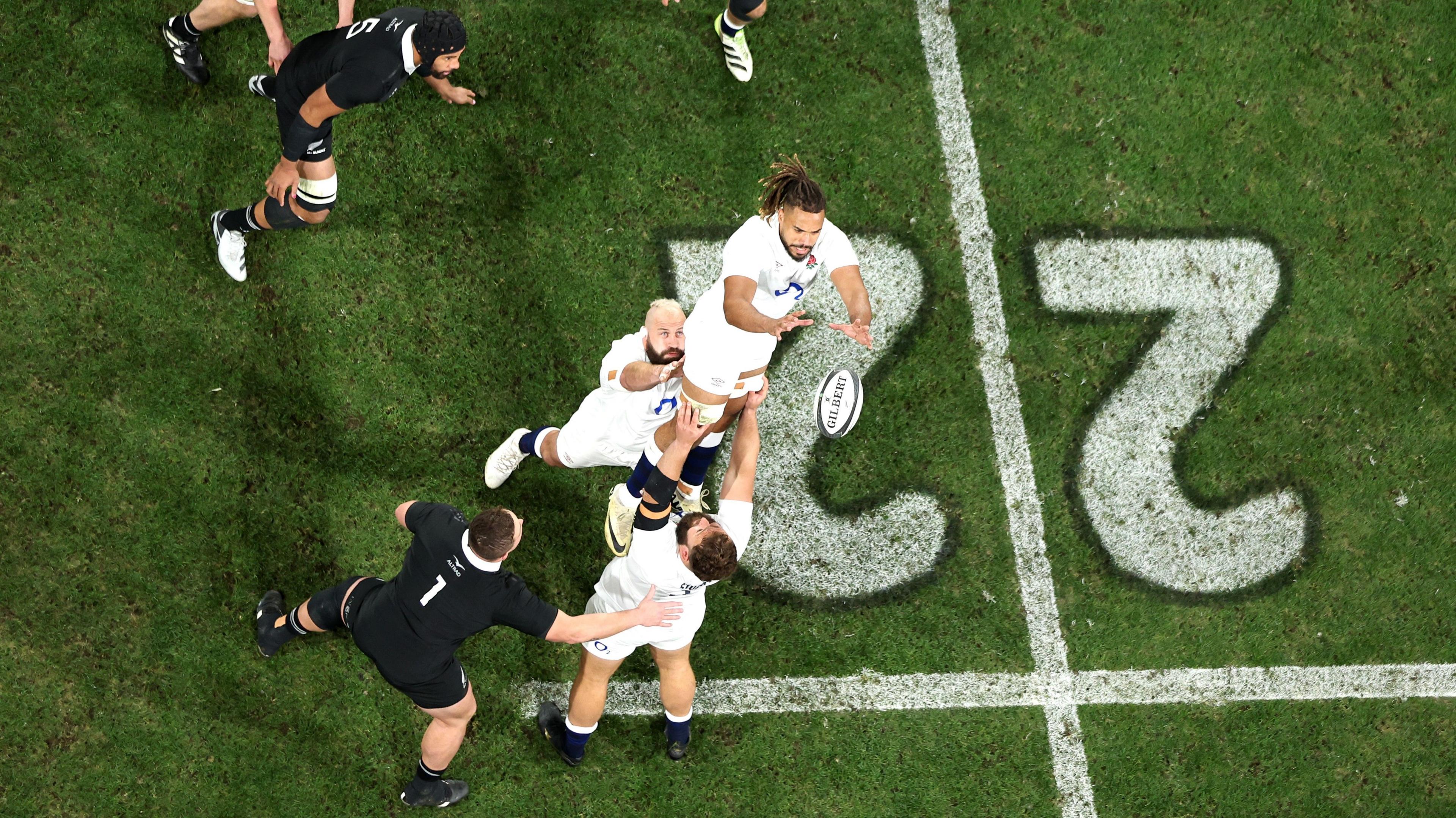 Chandler Cunningham-South catches a line-out for England against New Zealand