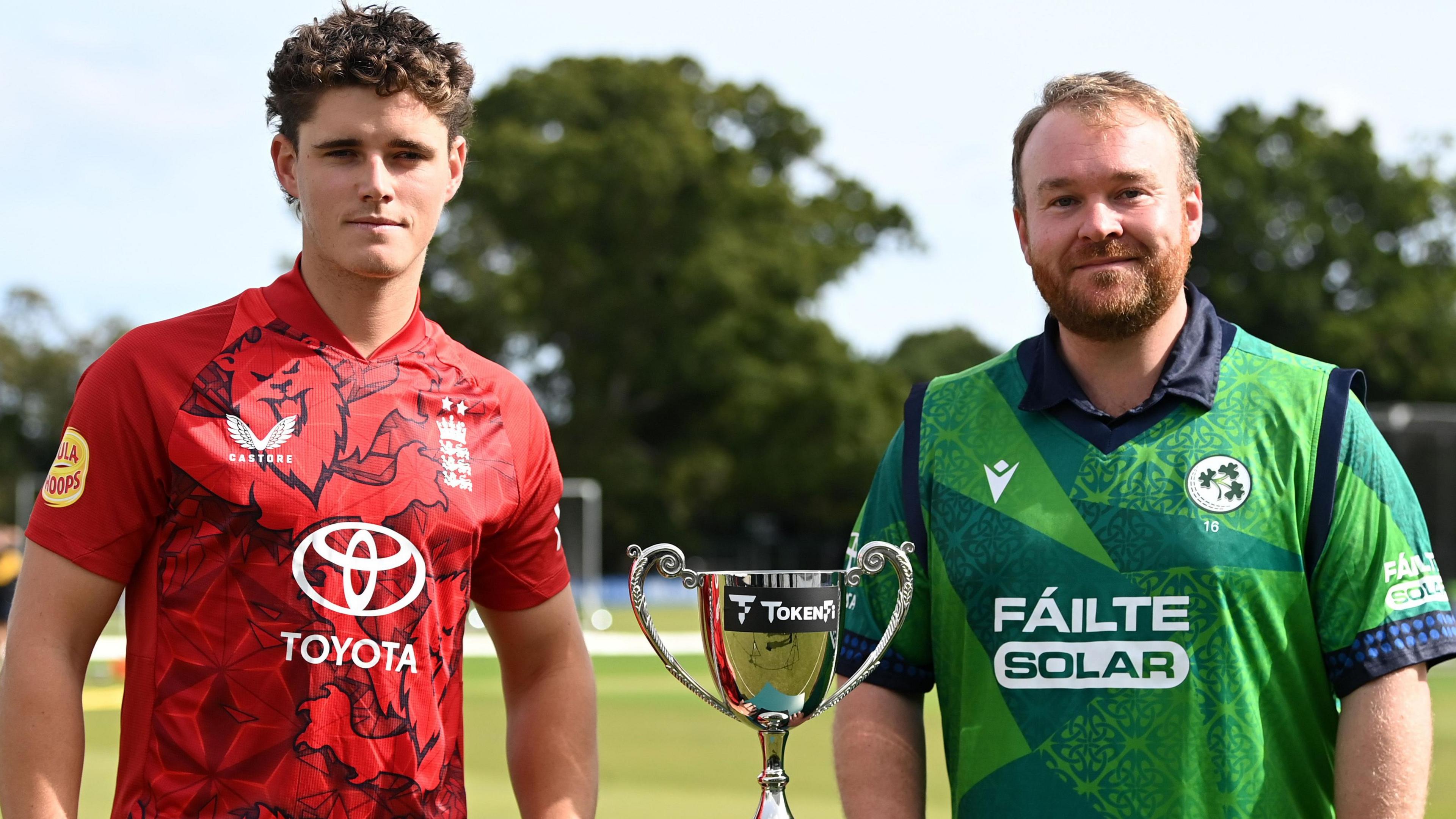 Captains Jacob Bethell and Paul Stirling stand with the trophy before England's T20 series with Ireland in September 2025
