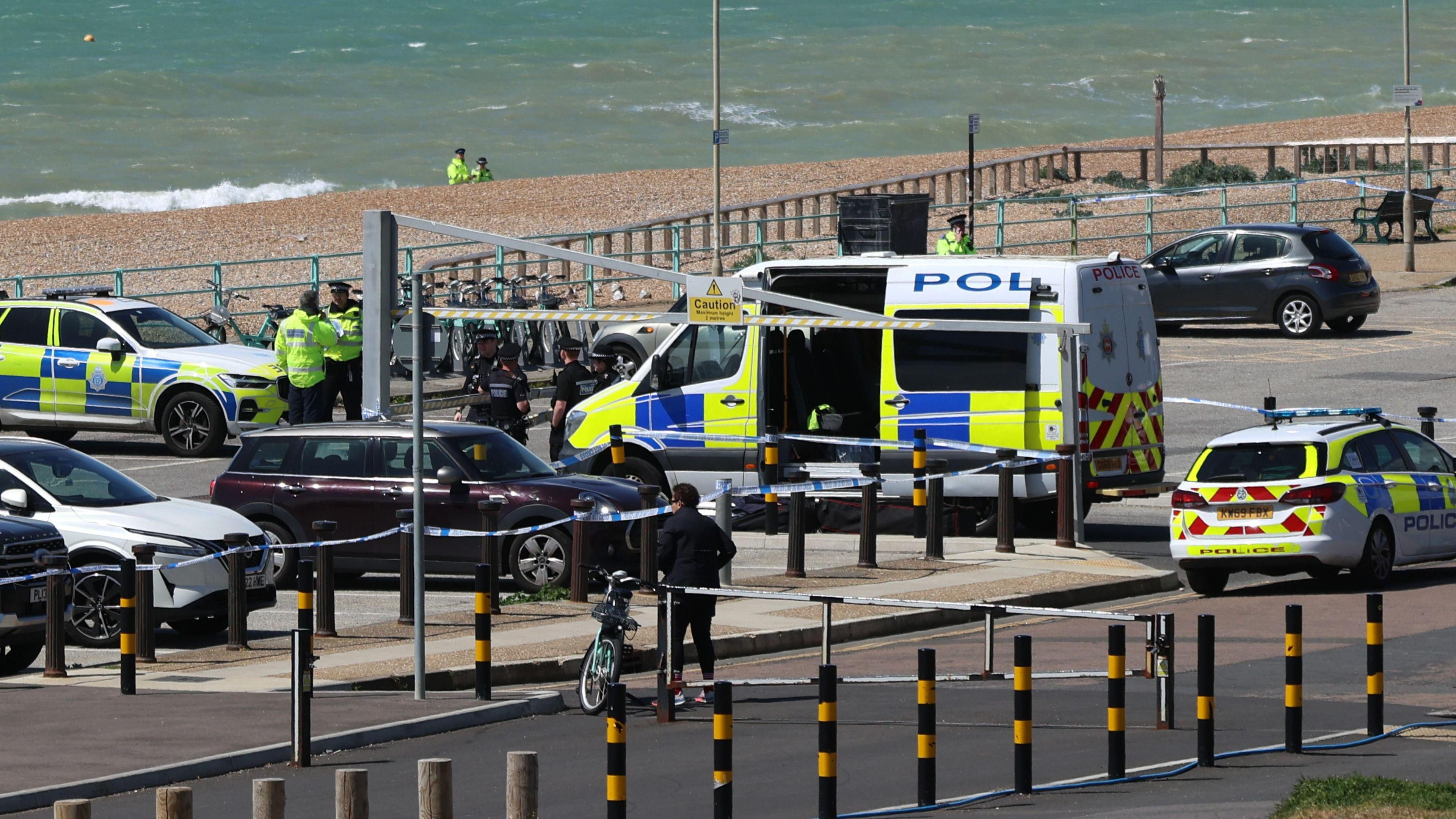 Inquests to open for three sisters who died in sea off Brighton - BBC News