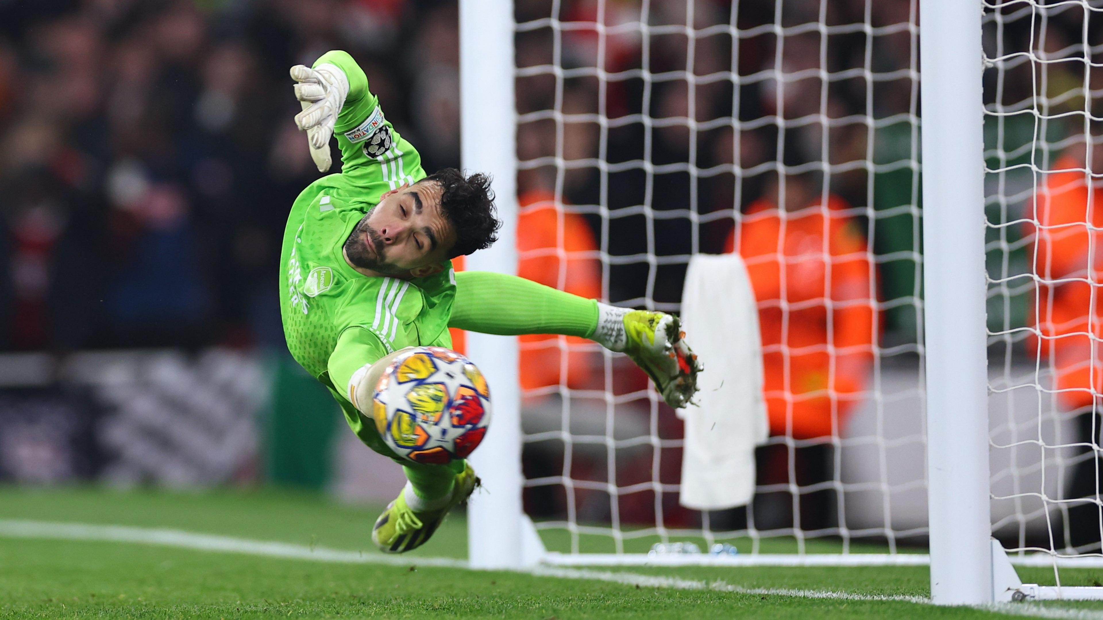 Arsenal news: 'You play football for these kind of things' - Raya - BBC