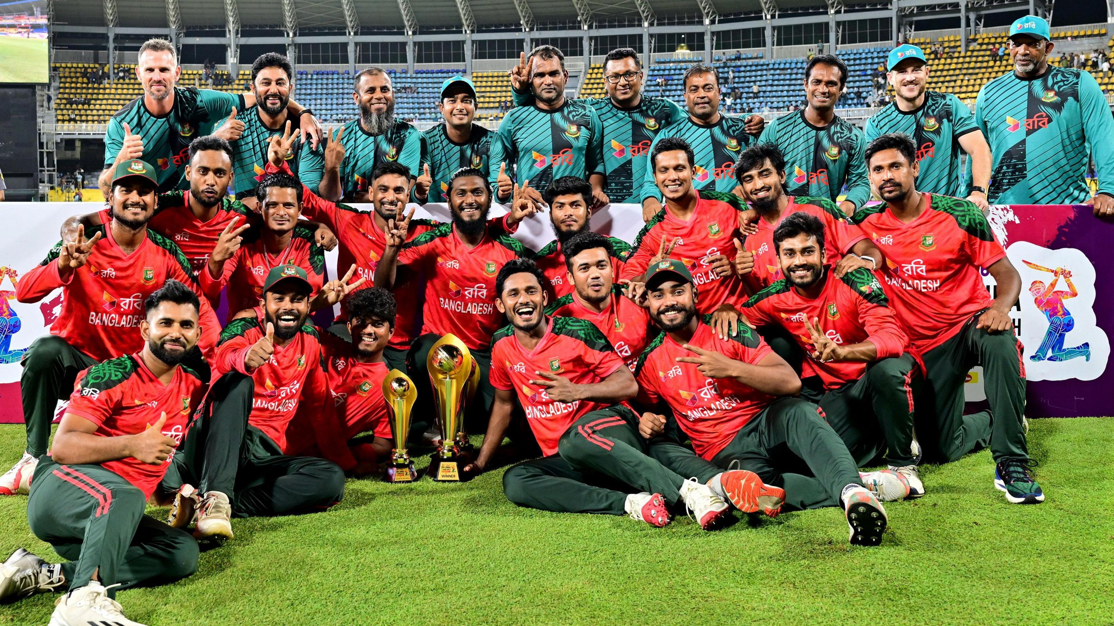 Bangladesh with the T20 series trophy