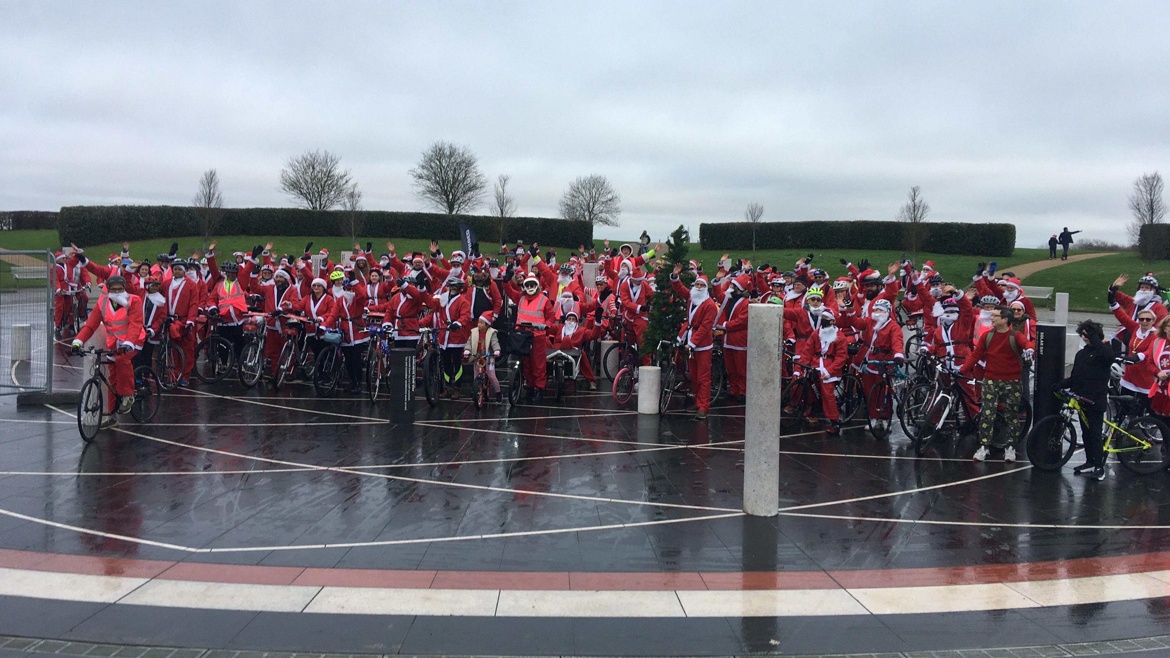 Cycling Santa's in Milton Keynes 