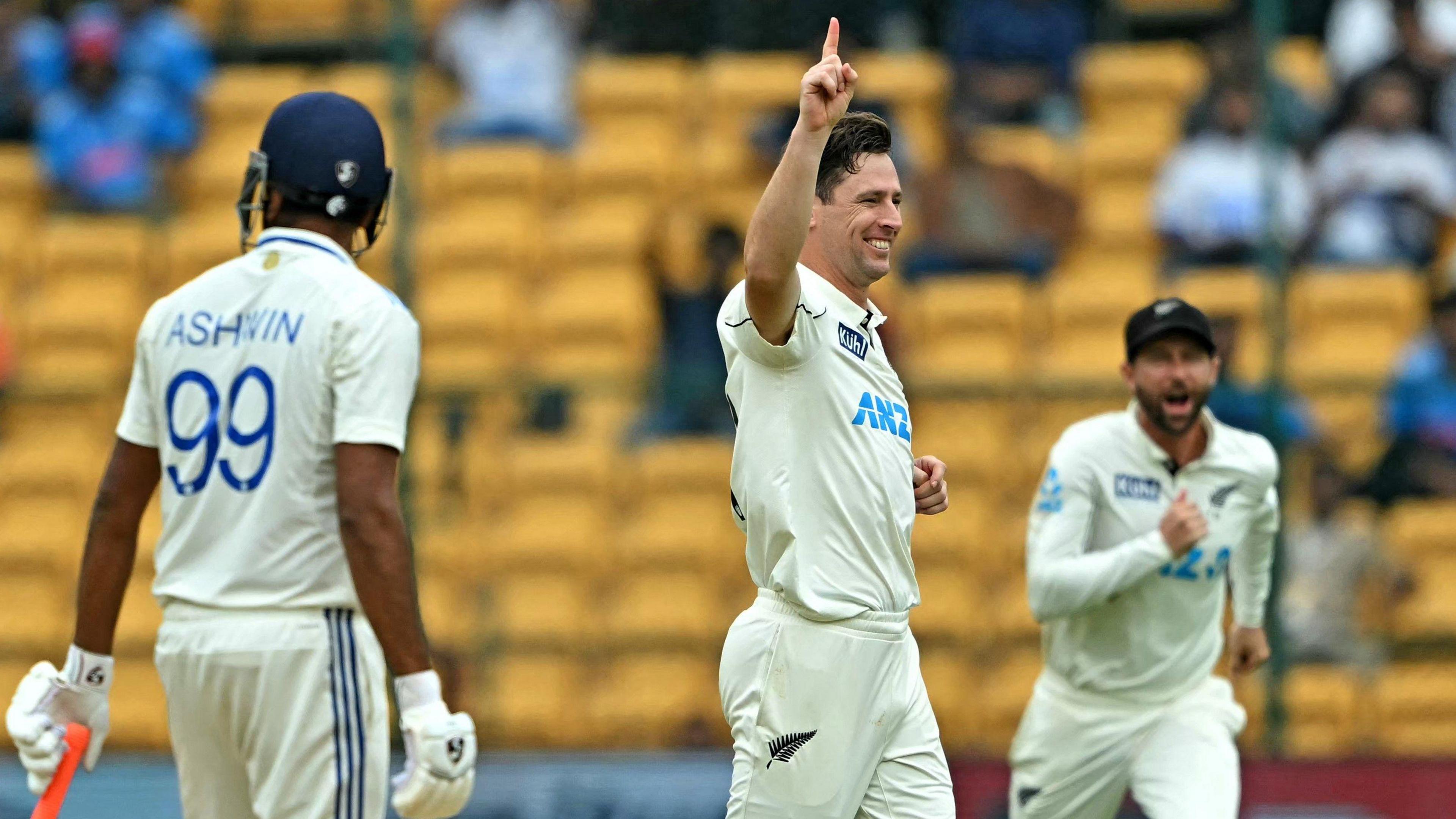 Matt Henry celebrates an India wicket