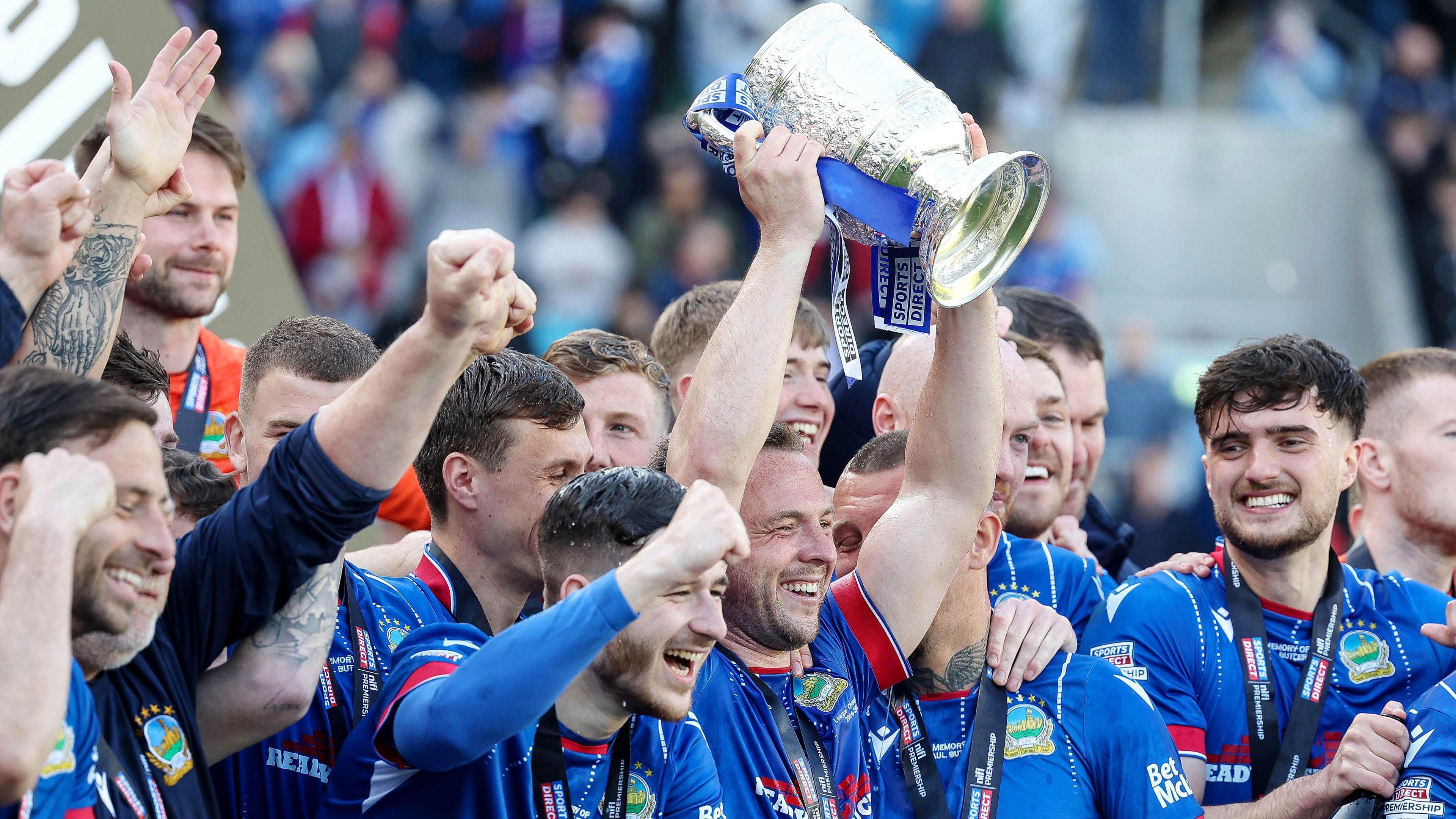 Linfield lift Gibson Cup