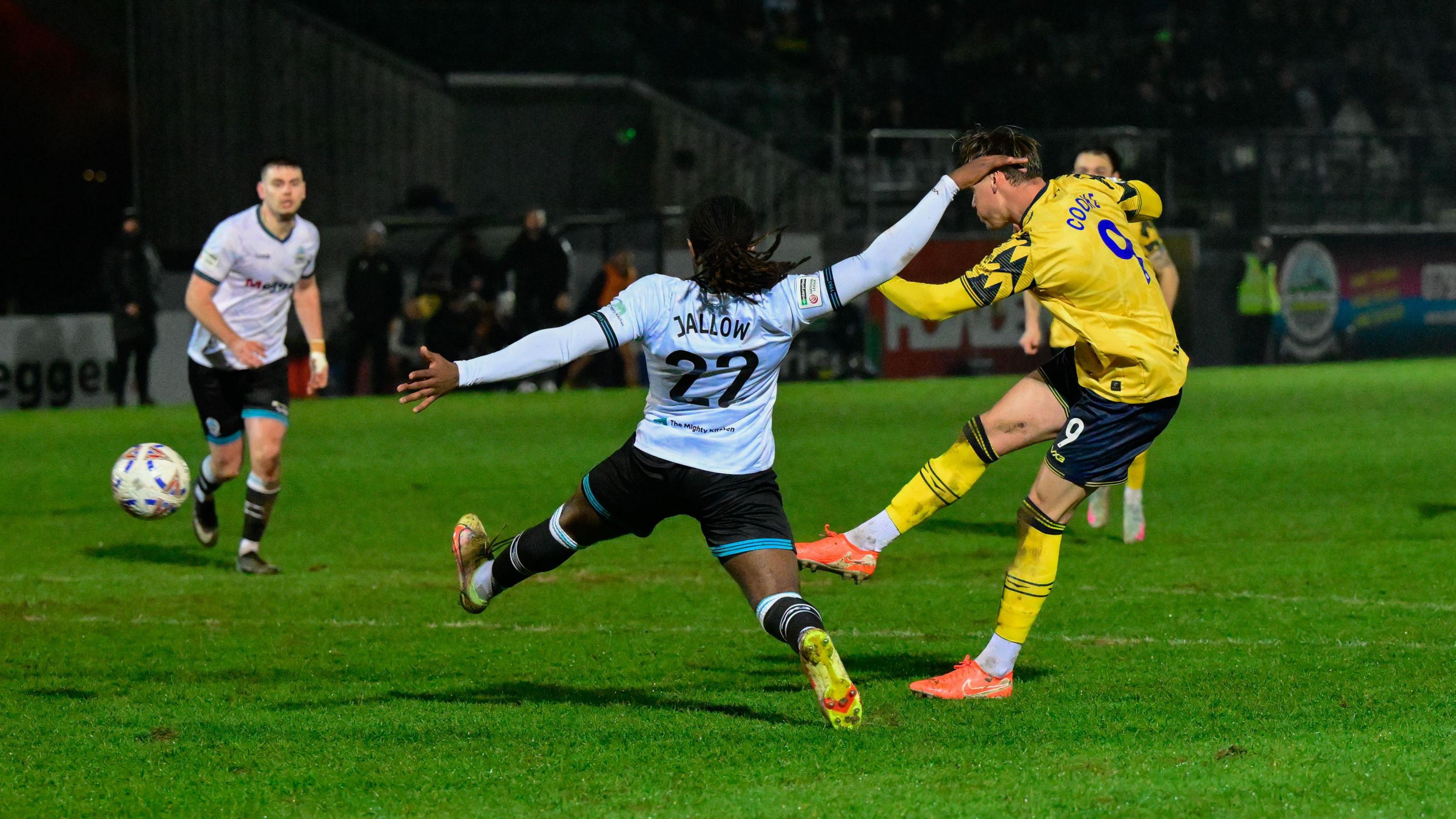 Cody Cooke scores for Torquay United