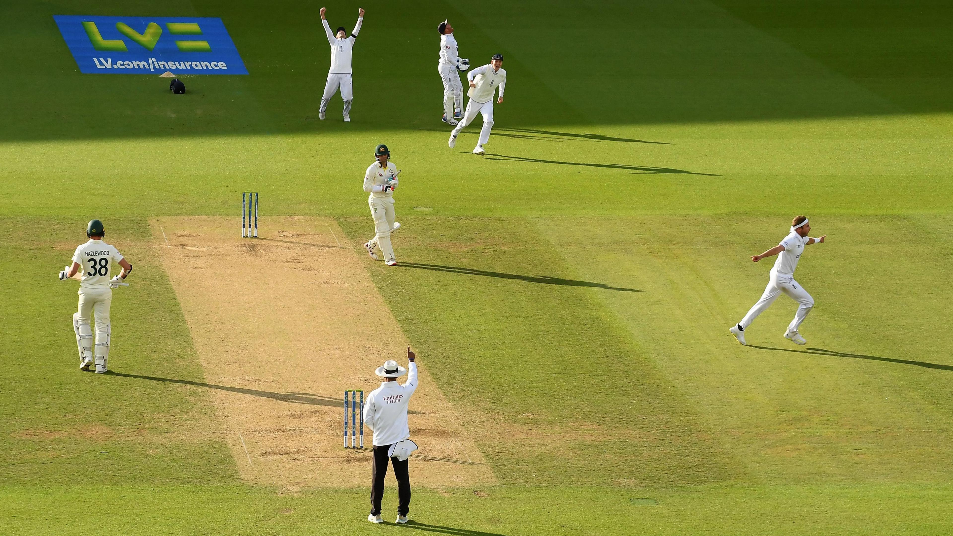 Stuart Broad dismisses Alex Carey in the fifth Ashes Test of 2023